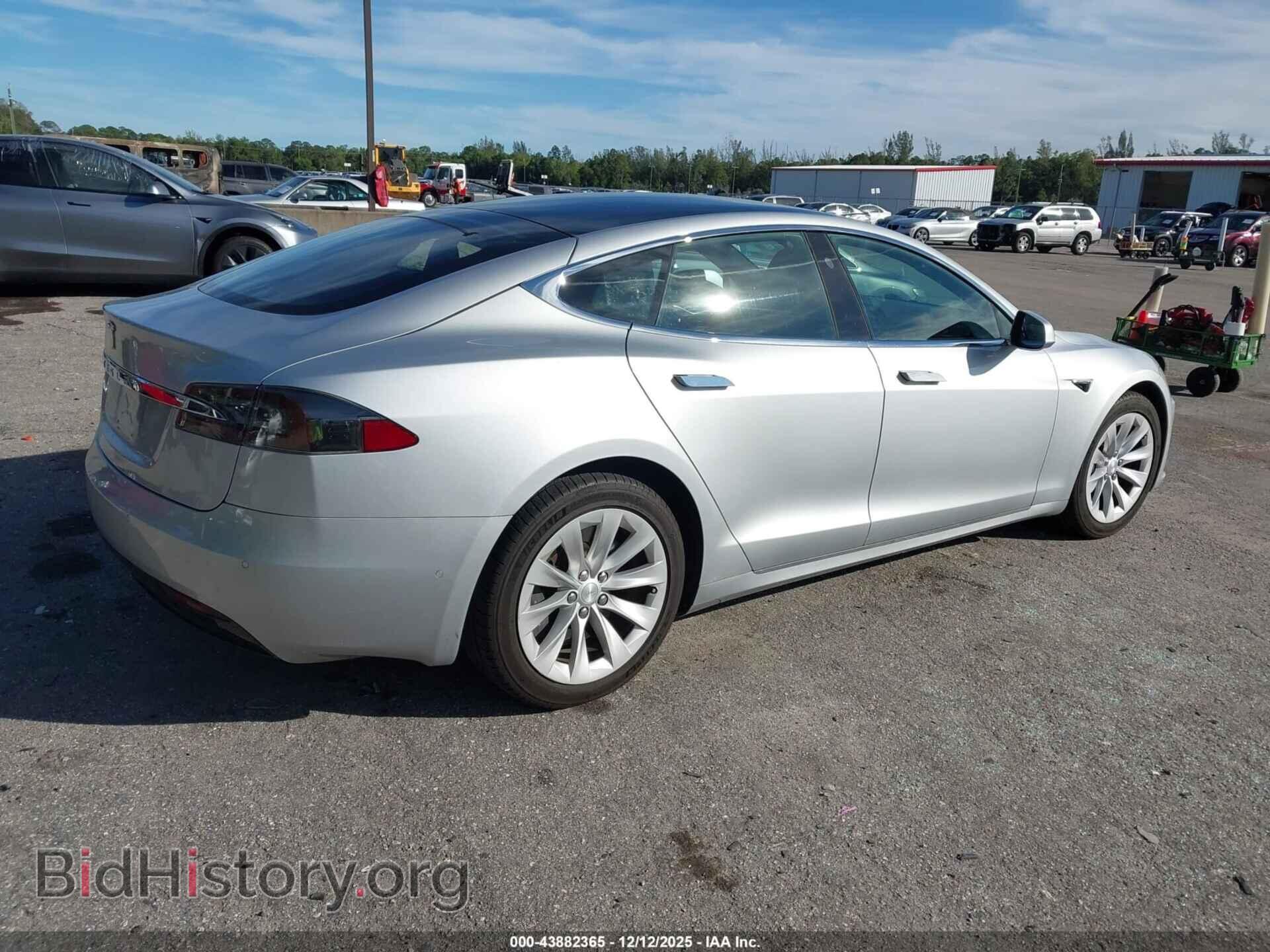 2017 TESLA MODEL S - VIN: 5YJSA1E18HF205429 - Фото 4