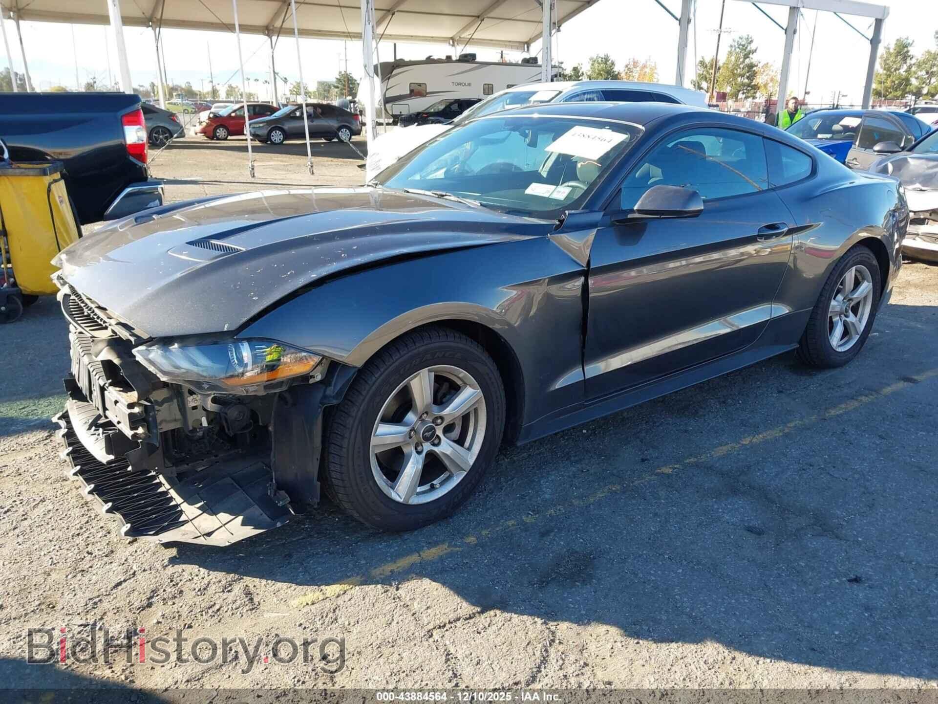 2018 FORD MUSTANG - VIN: 1FA6P8TH8J5121634 - Фото 2