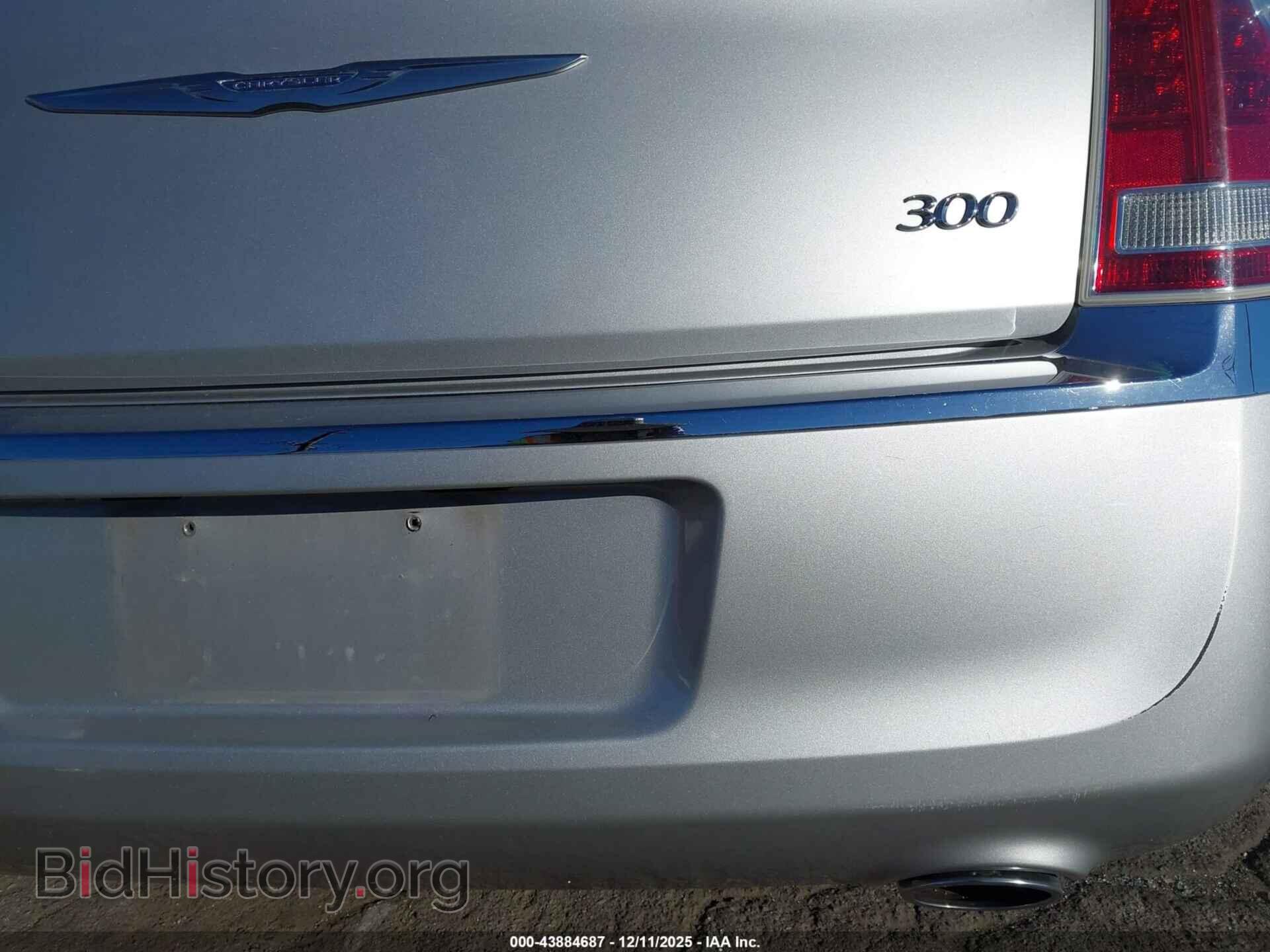 2012 CHRYSLER 300 - VIN: 2C3CCACG7CH174526 - Фото 6