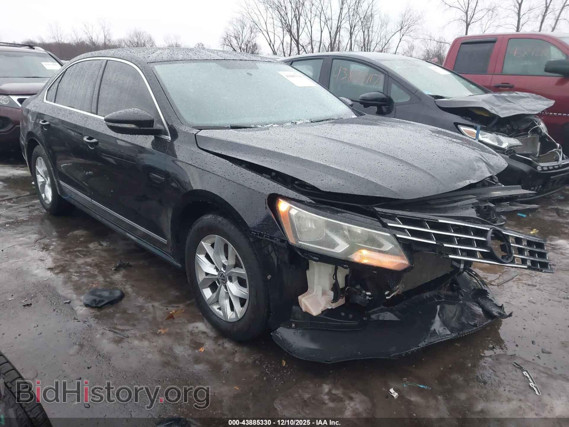 Photo 1VWAT7A32HC072189 - VOLKSWAGEN PASSAT 2017