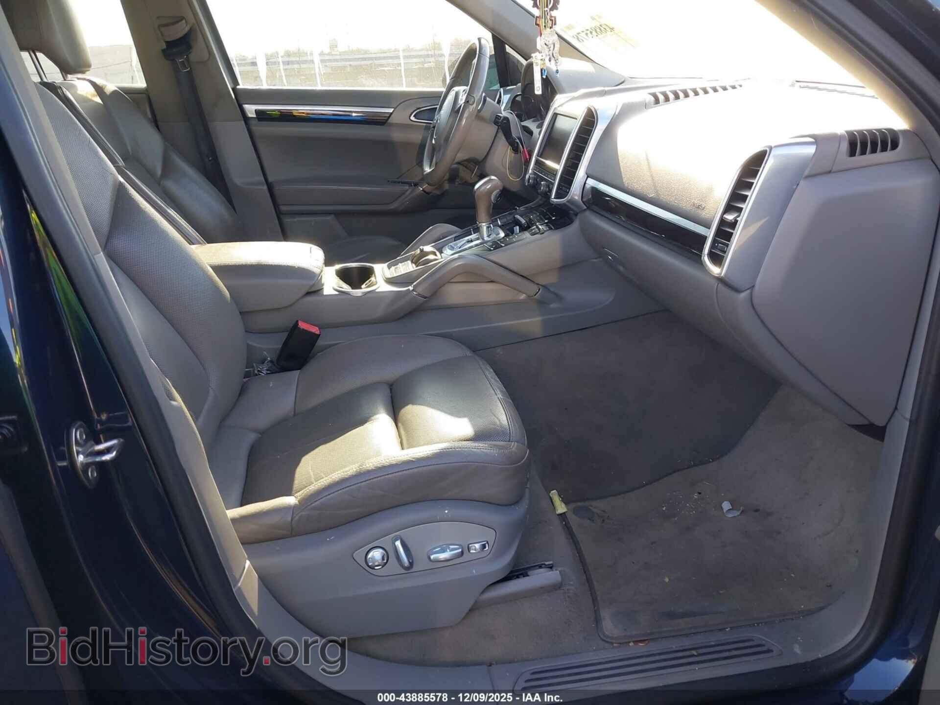 2011 PORSCHE CAYENNE - VIN: WP1AA2A23BLA08302 - Photo 5