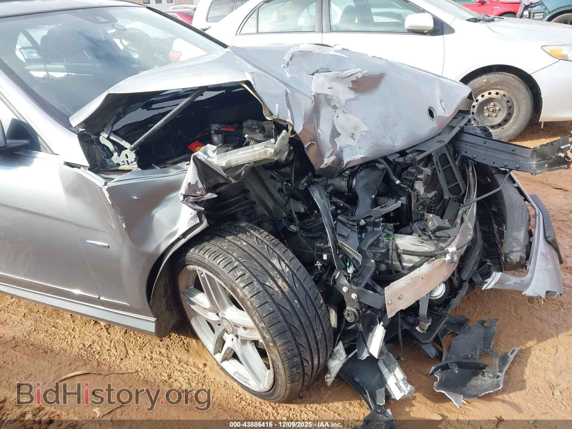 2012 MERCEDES-BENZ C 250 - VIN: WDDGF4HB0CA729145 - Photo 6
