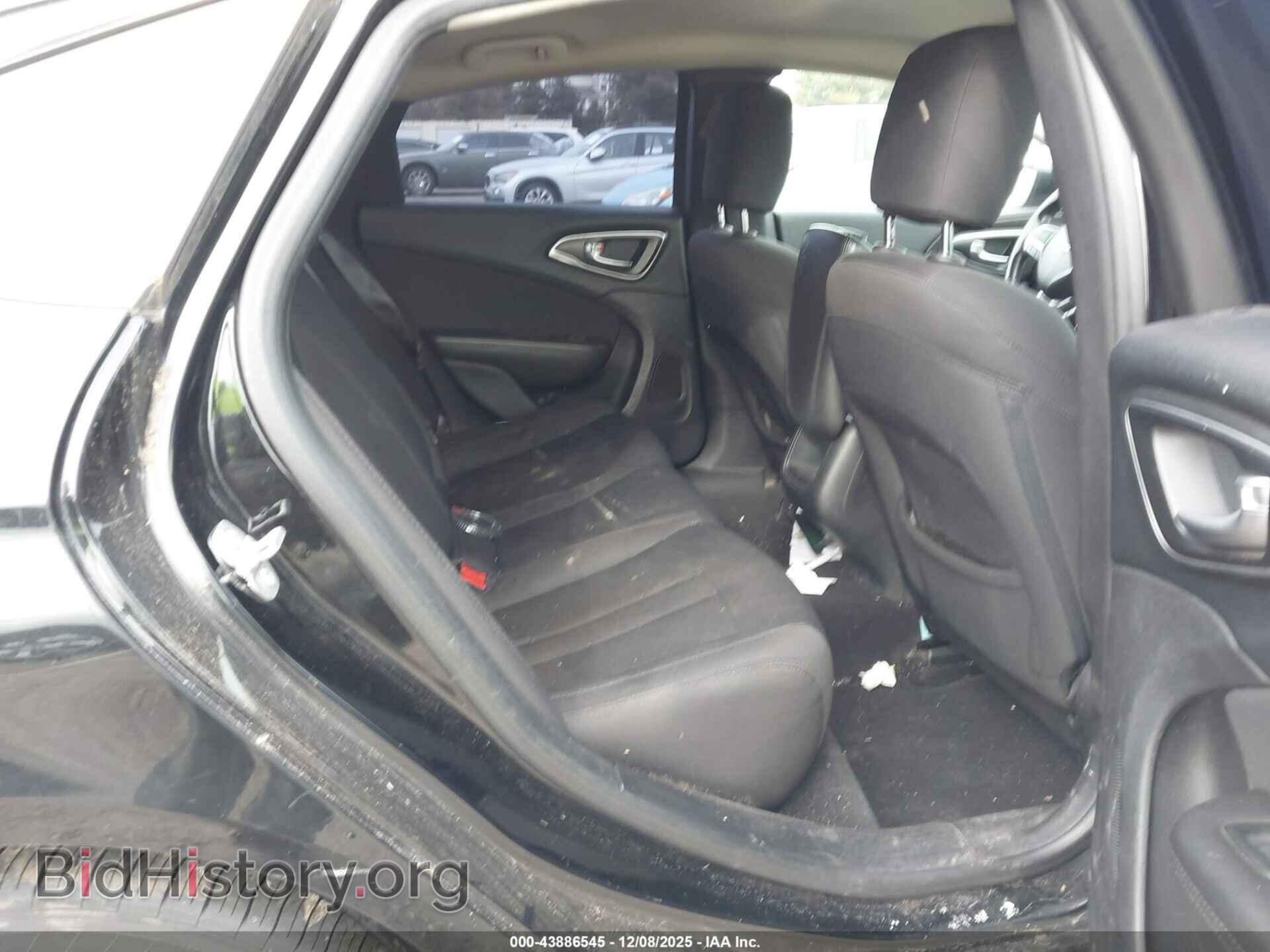 2015 CHRYSLER 200 - VIN: 1C3CCCAB7FN753109 - Фото 8