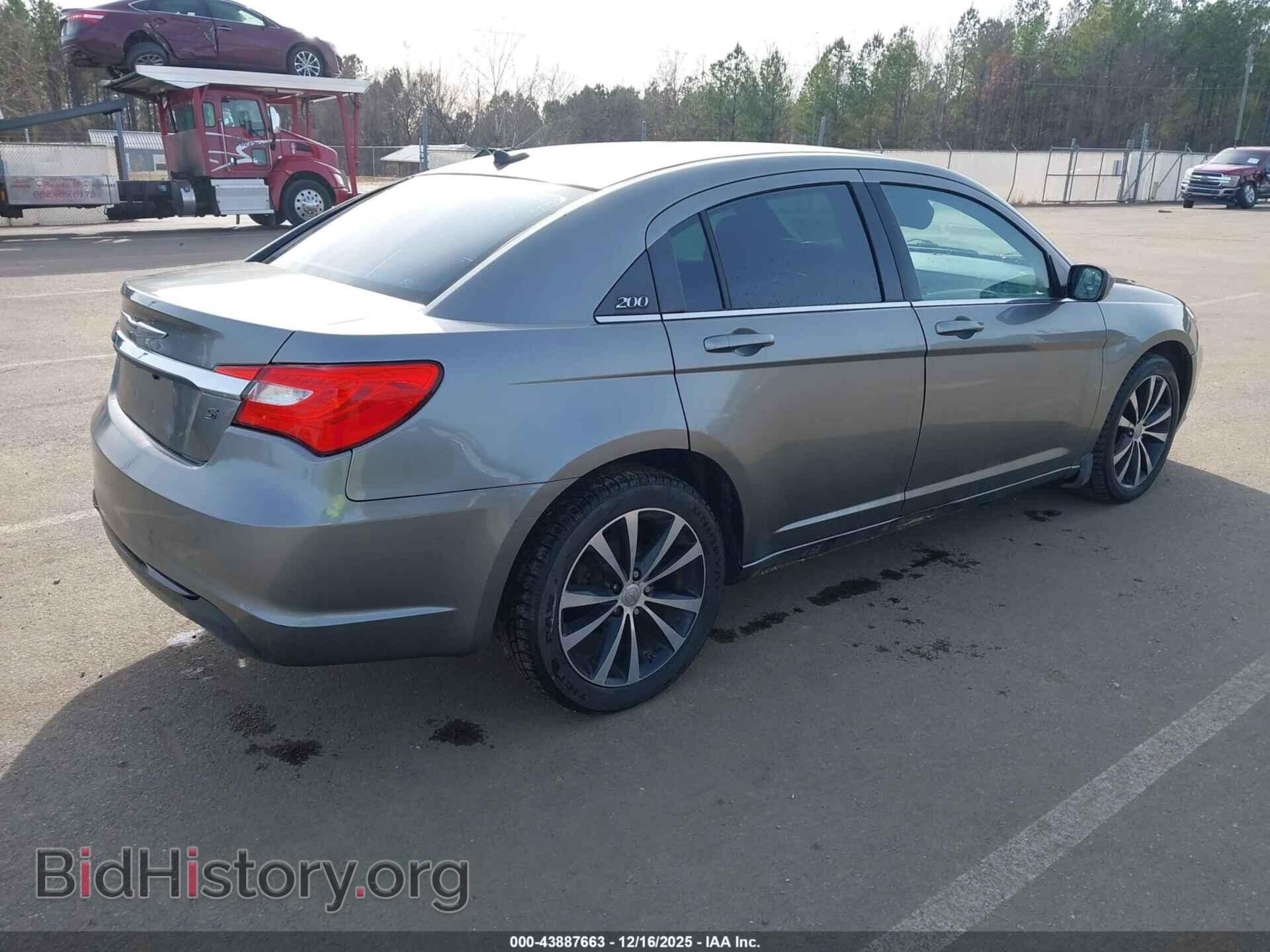 2013 CHRYSLER 200 - VIN: 1C3CCBBG6DN738215 - Photo 4