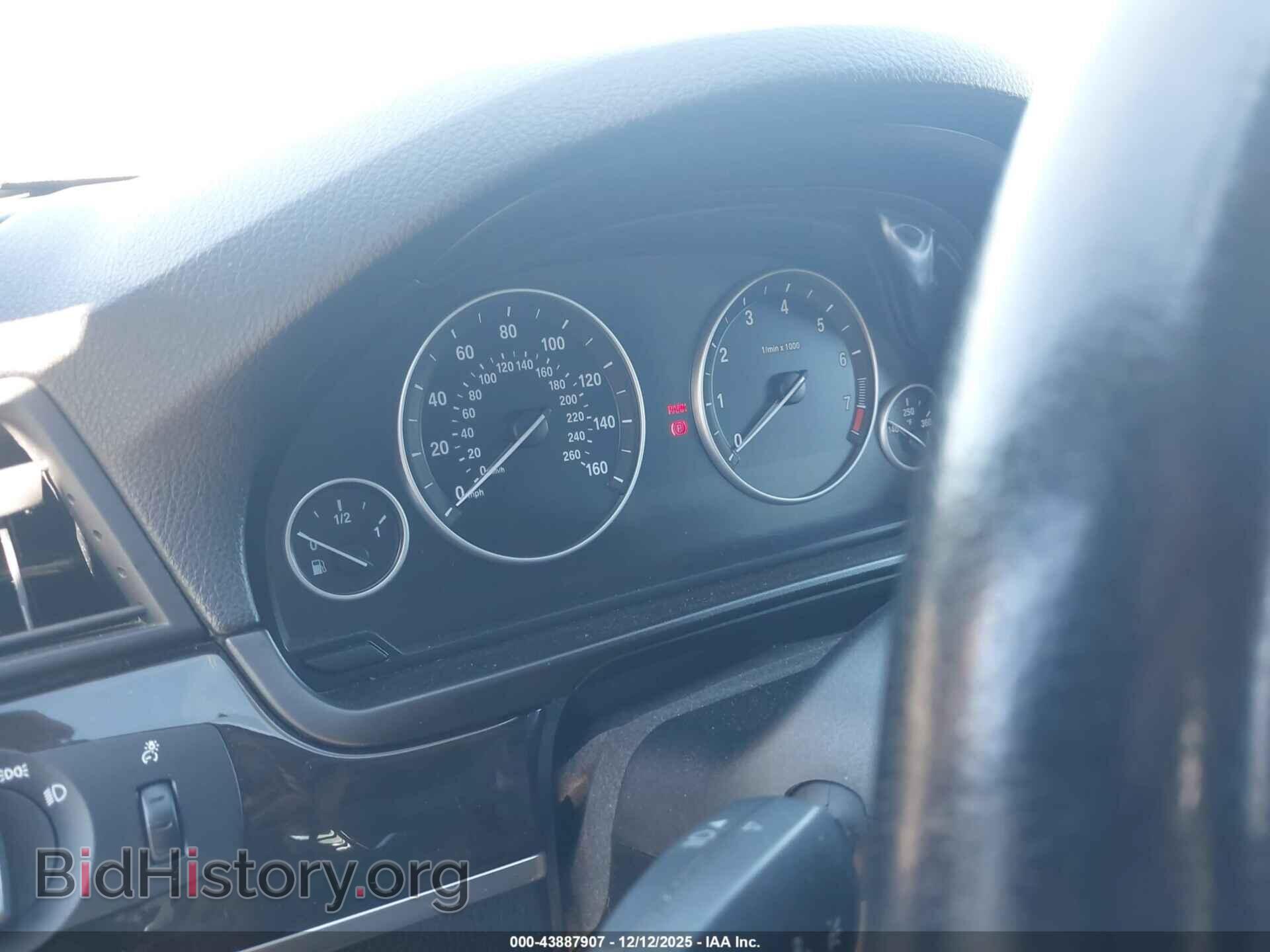 2011 BMW 528I - VIN: WBAFR1C58BC742013 - Фото 7
