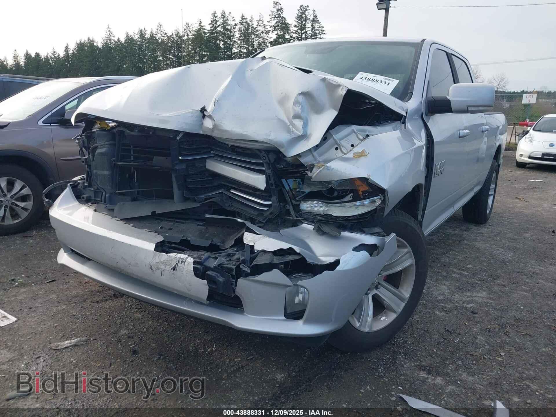 2015 RAM 1500 - VIN: 1C6RR7UT3FS637270 - Фото 6