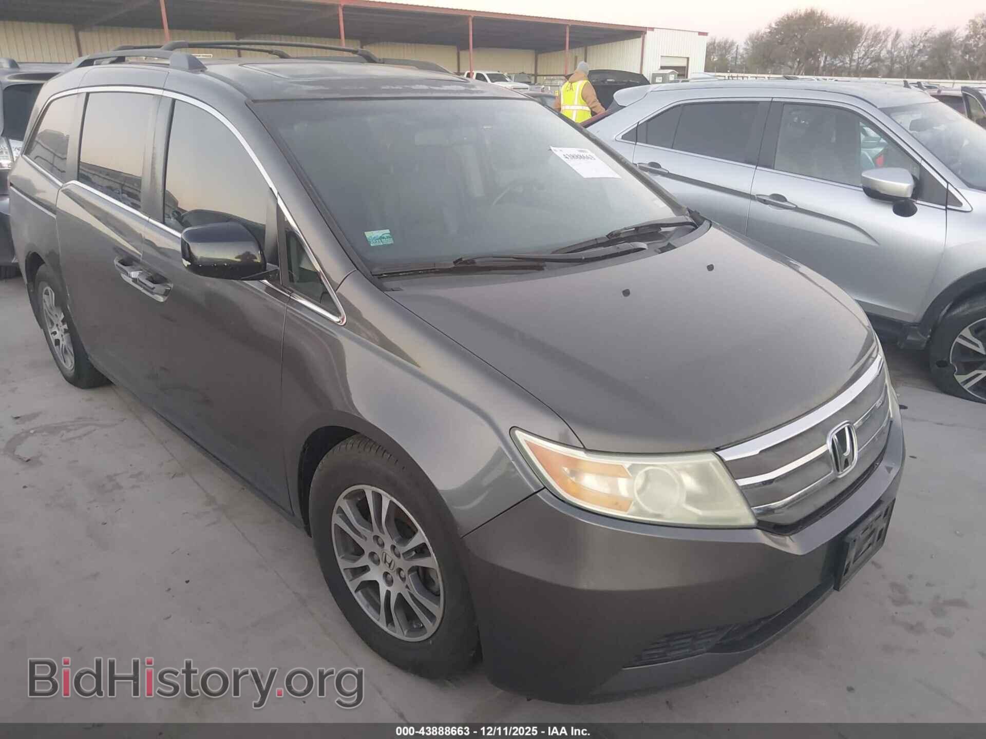 Photo 5FNRL5H64BB083568 - HONDA ODYSSEY 2011