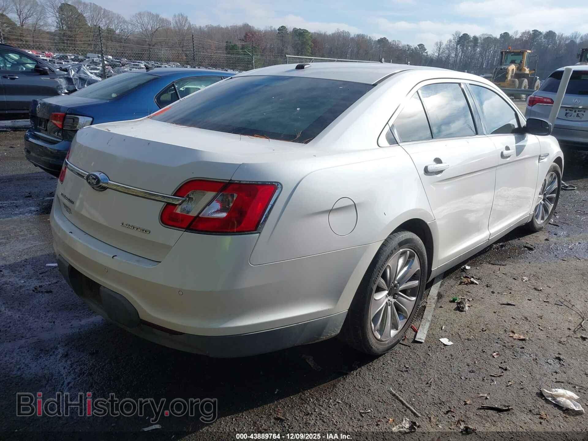 2011 FORD TAURUS - VIN: 1FAHP2FW1BG152939 - Фото 4