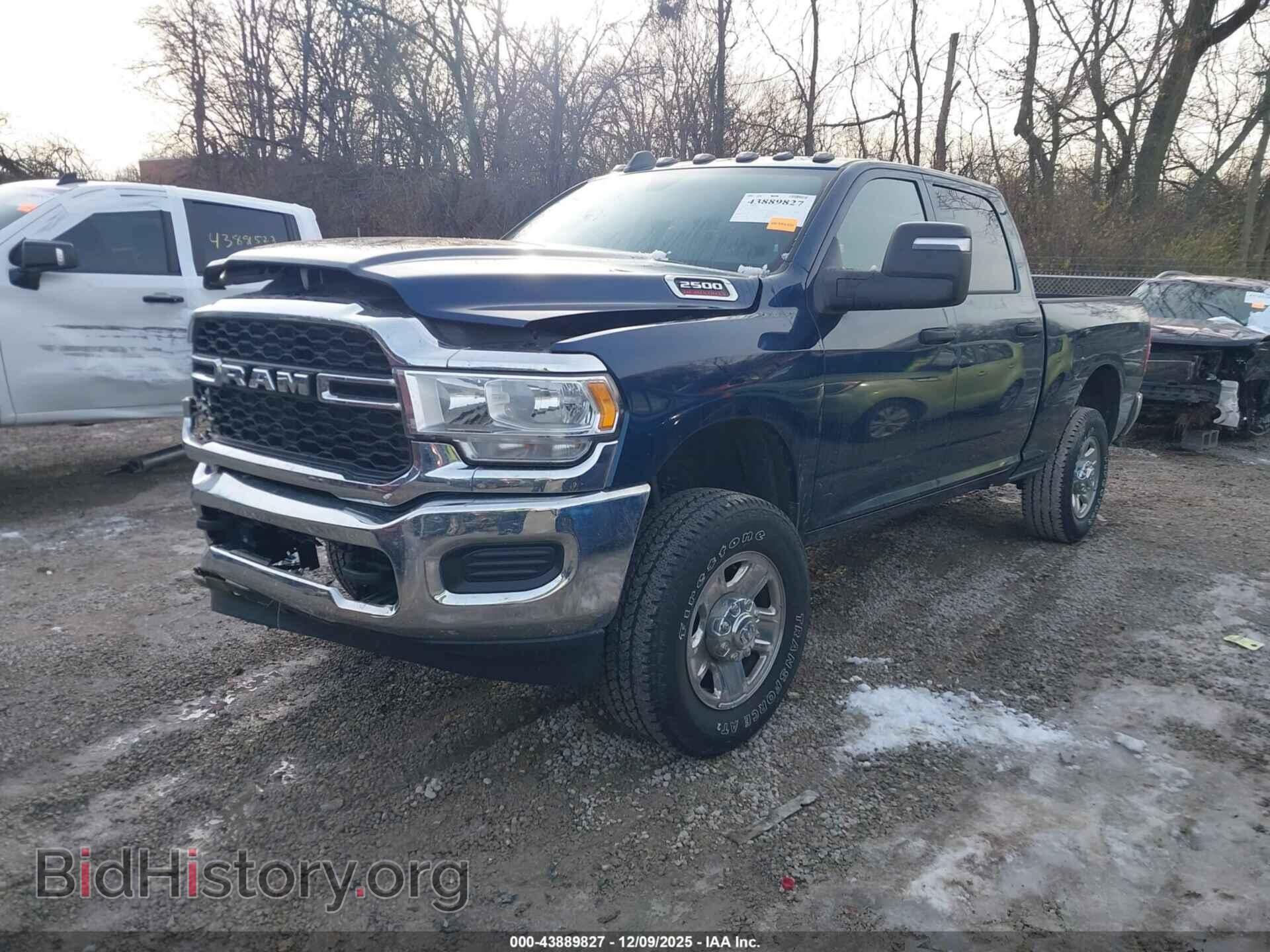 2024 RAM 2500 - VIN: 3C6UR5CJ3RG367872 - Фото 2