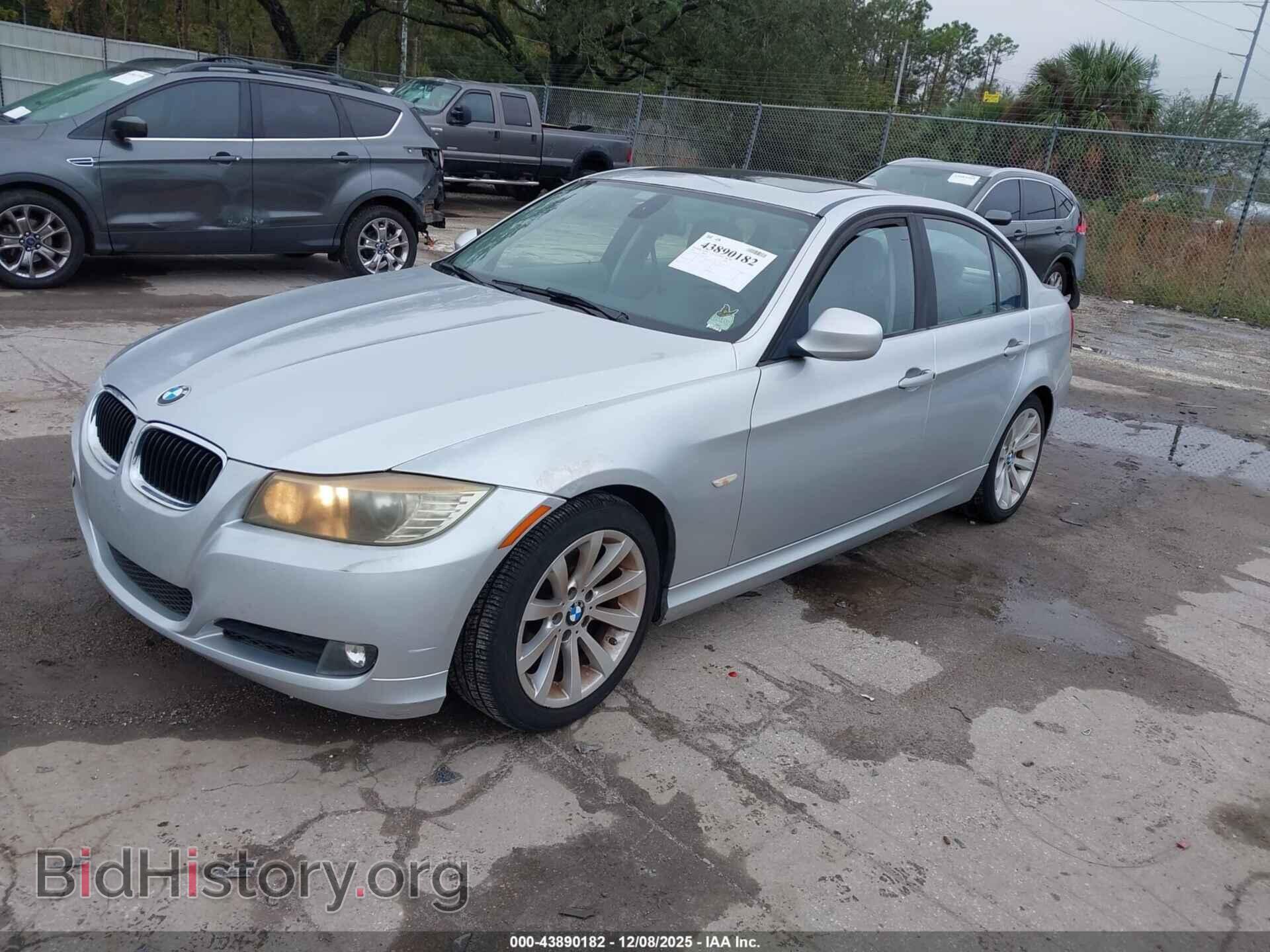 2010 BMW 328I - VIN: WBAPH7C59AA175752 - Фото 2