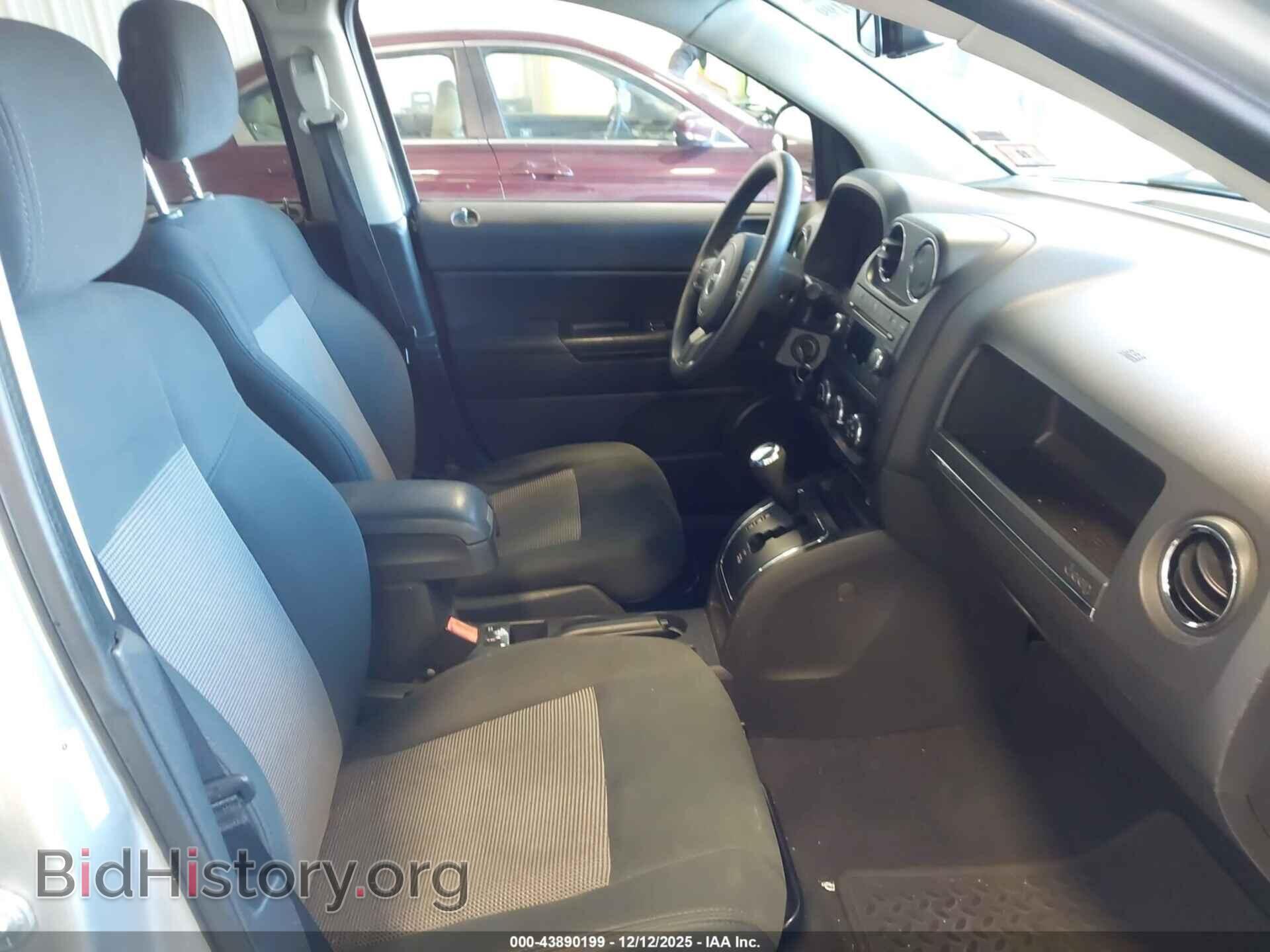 2011 JEEP COMPASS - VIN: 1J4NF1FB7BD276846 - Photo 5