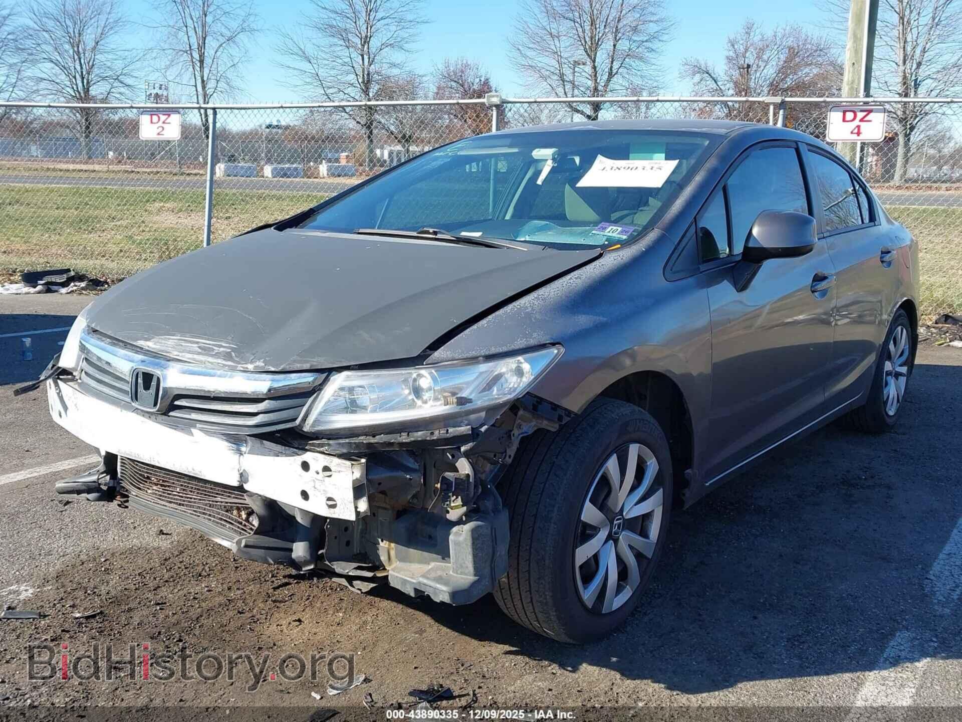 2012 HONDA CIVIC - VIN: 2HGFB2F51CH523886 - Фото 2