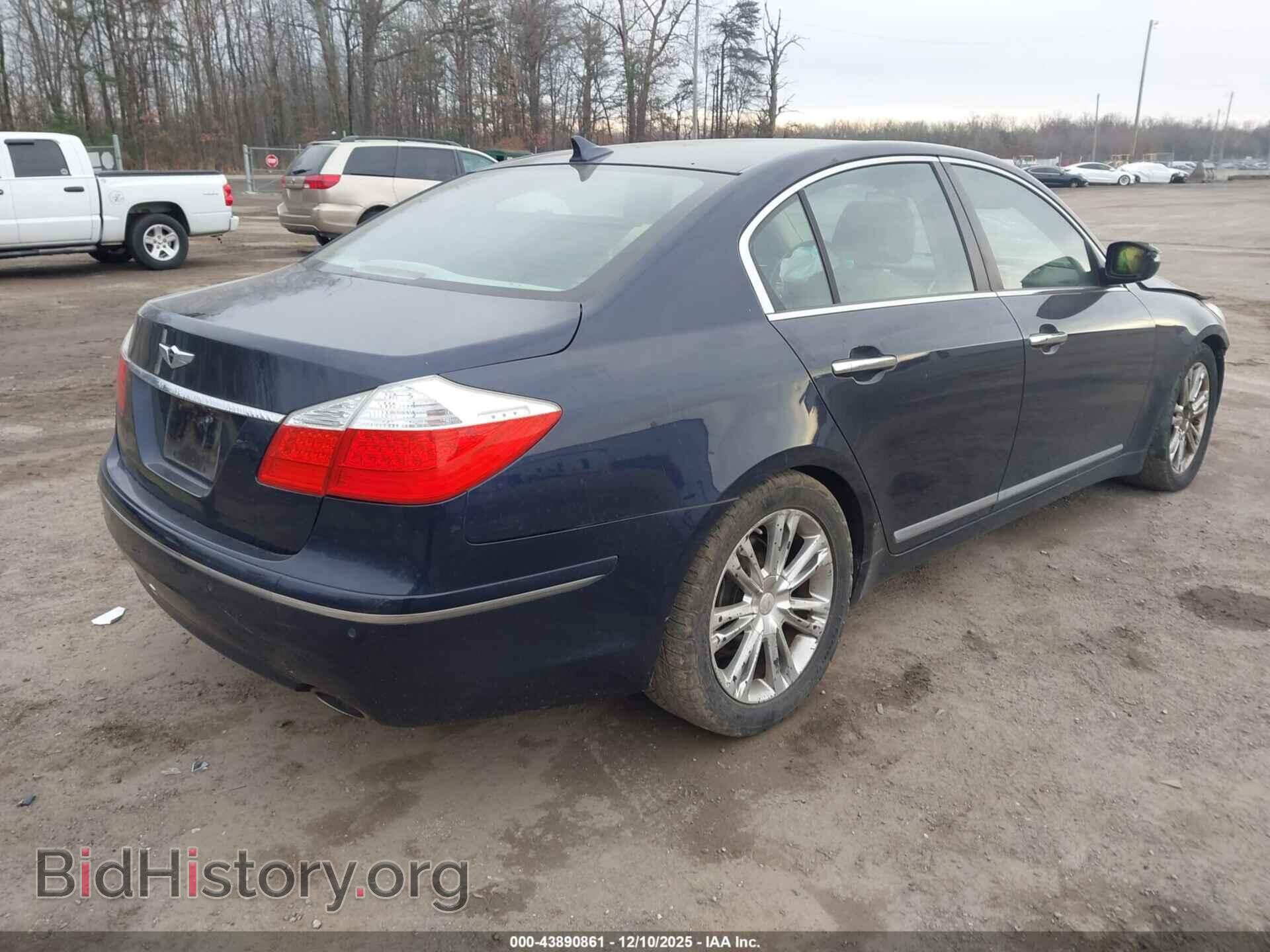 2009 HYUNDAI GENESIS - VIN: KMHGC46FX9U032514 - Фото 4