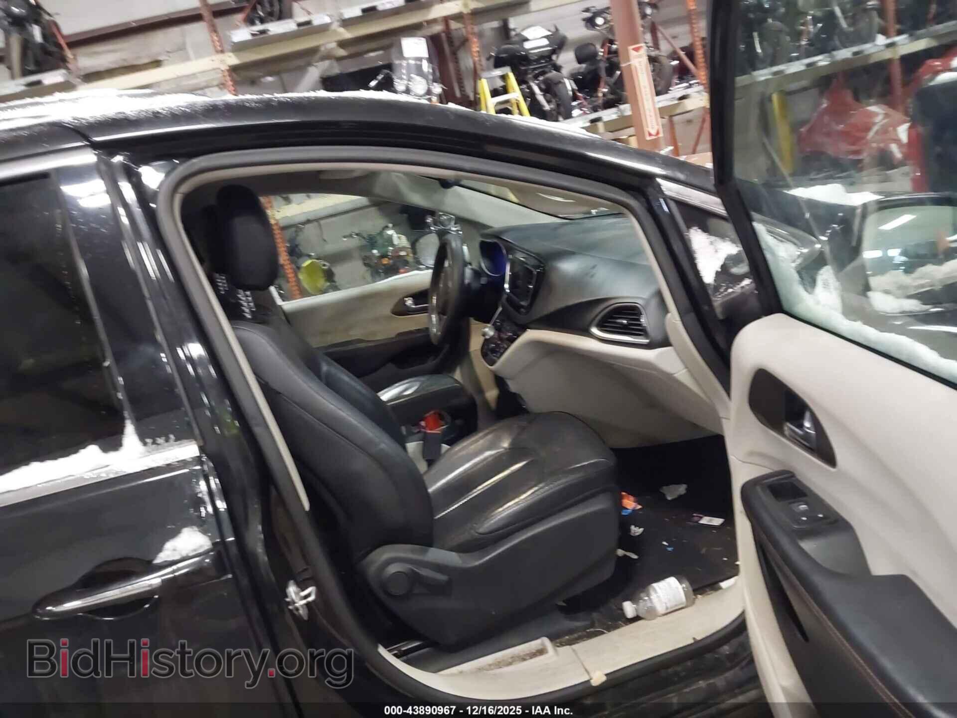 2019 CHRYSLER PACIFICA - VIN: 2C4RC1BG9KR704737 - Photo 5