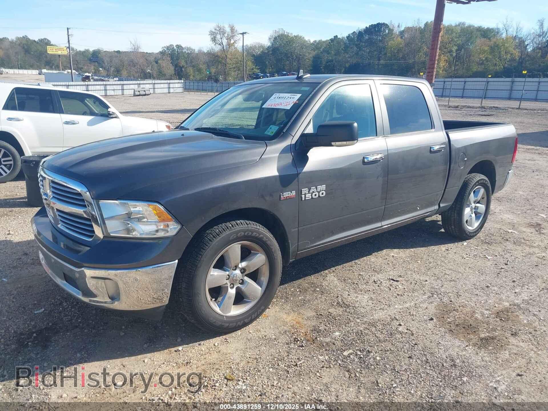 2016 RAM 1500 - VIN: 3C6RR6LTXGG289536 - Фото 2
