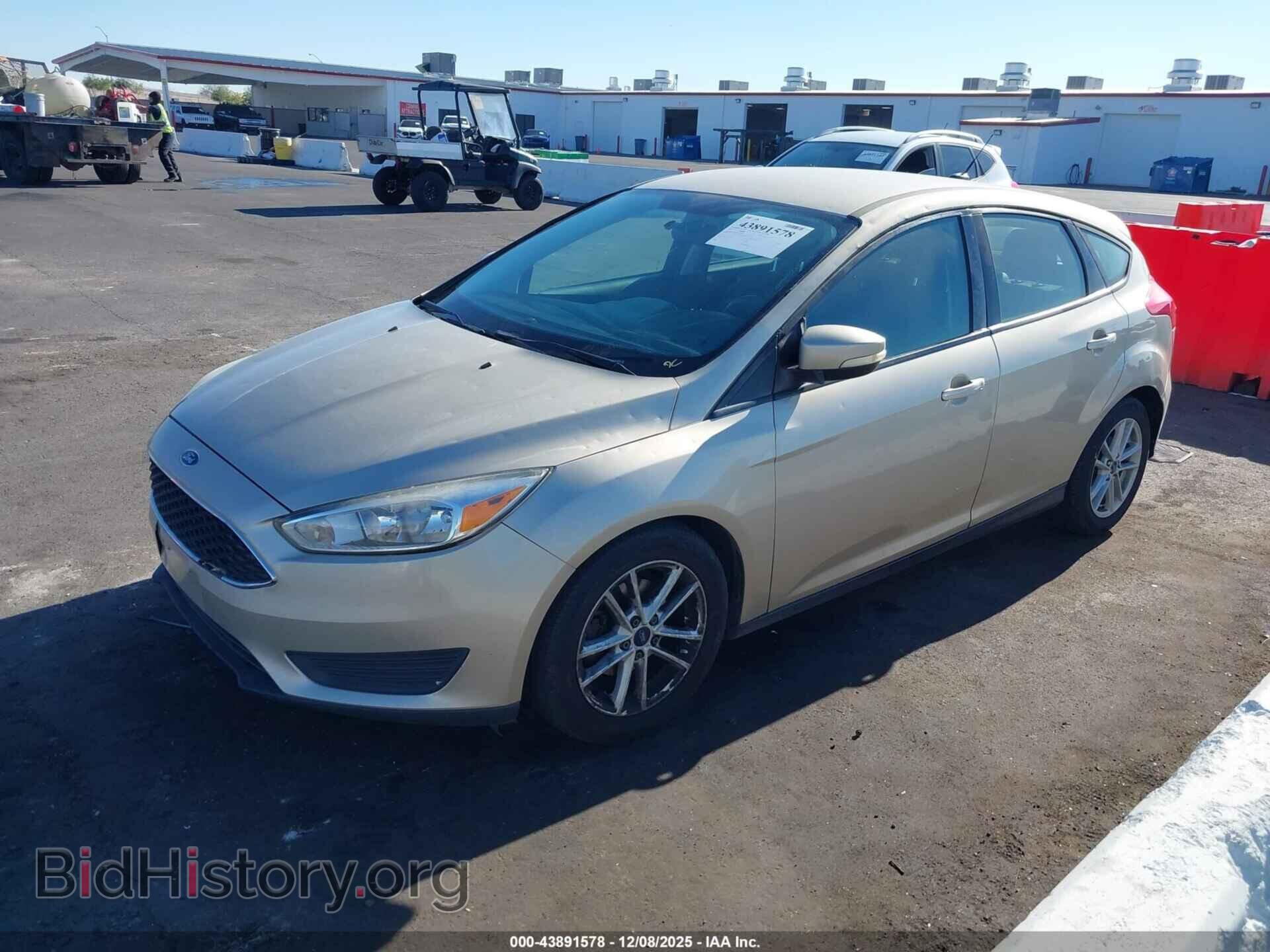 2017 FORD FOCUS - VIN: 1FADP3K2XHL224079 - Фото 2