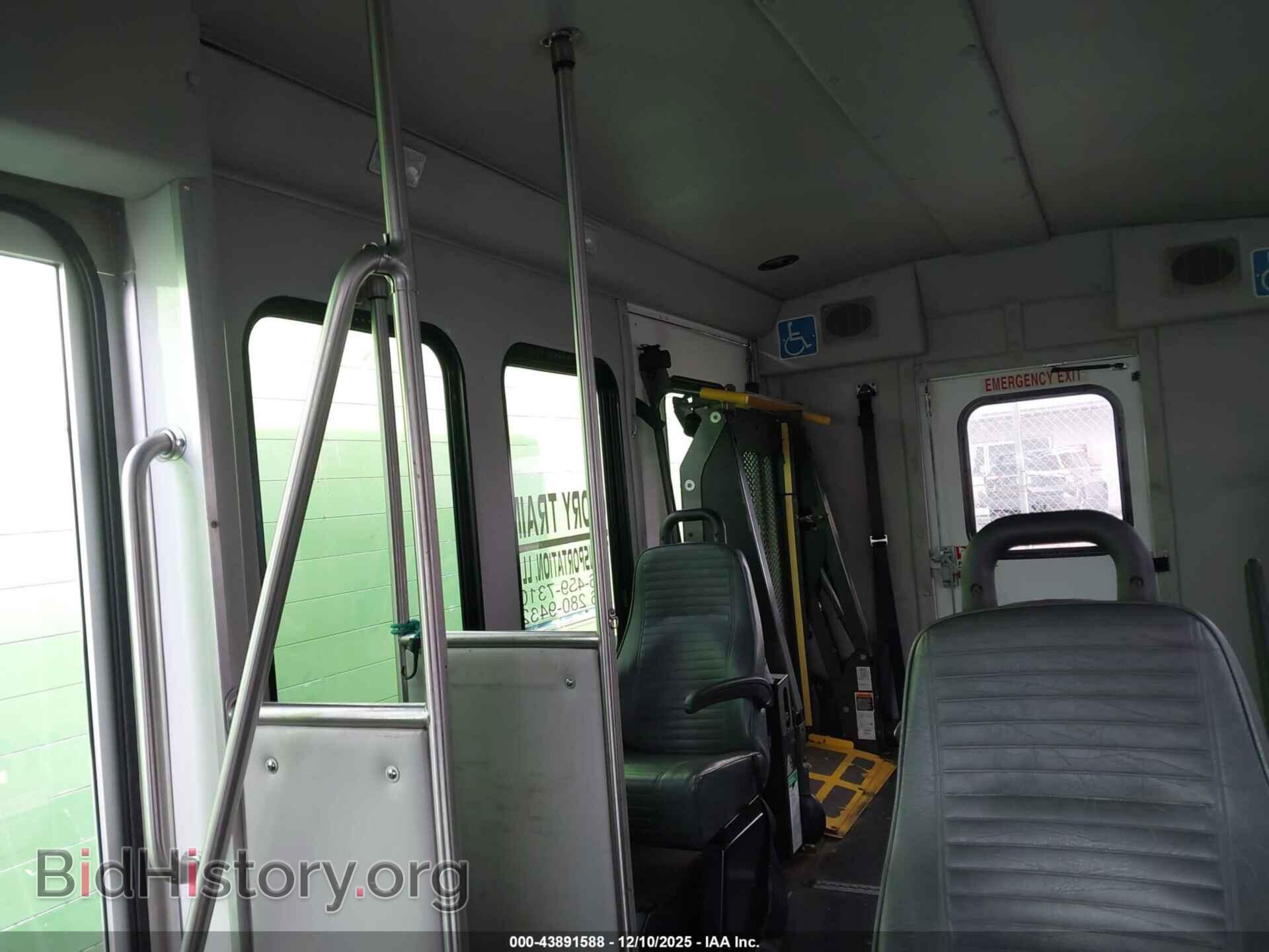 2015 FORD E-350 CUTAWAY - VIN: 1FDEE3FL7FDA34542 - Фото 6