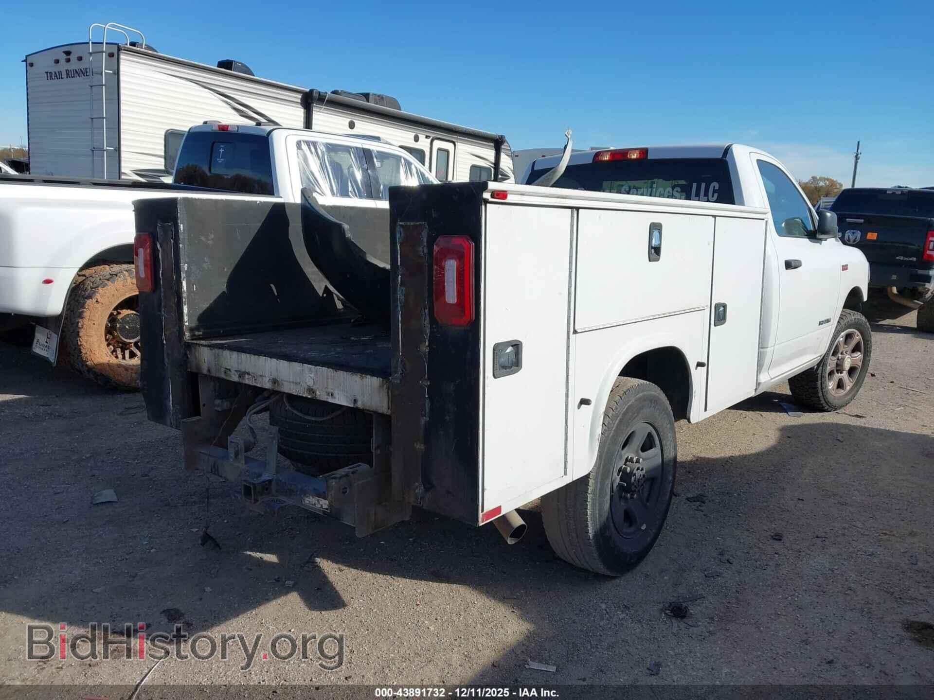 2019 RAM 2500 - VIN: 3C7WR4AJ4KG668819 - Фото 4