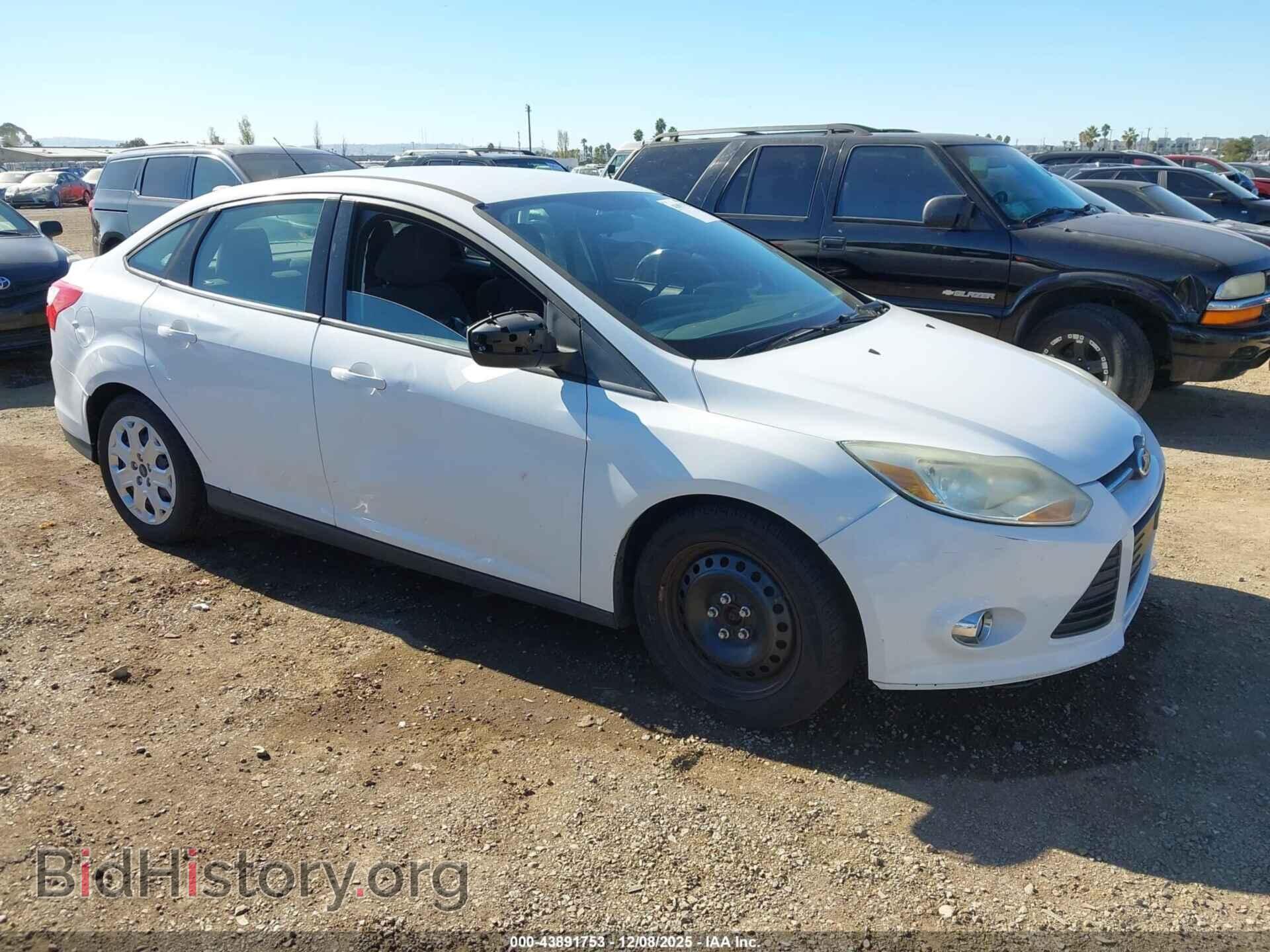 Фотография 1FAHP3F26CL469708 - FORD FOCUS 2012