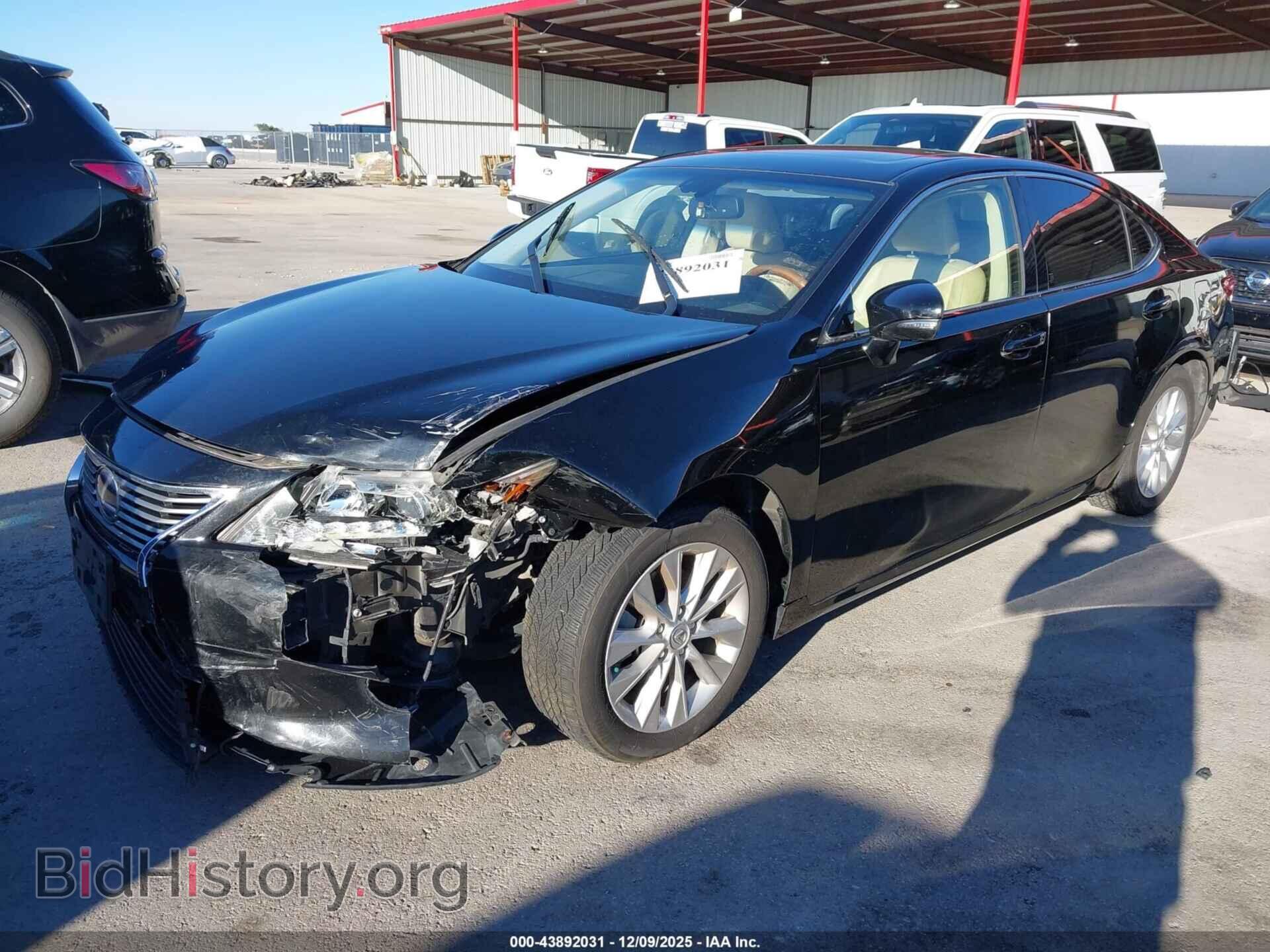 2015 LEXUS ES 300H - VIN: JTHBW1GG8F2082765 - Фото 2