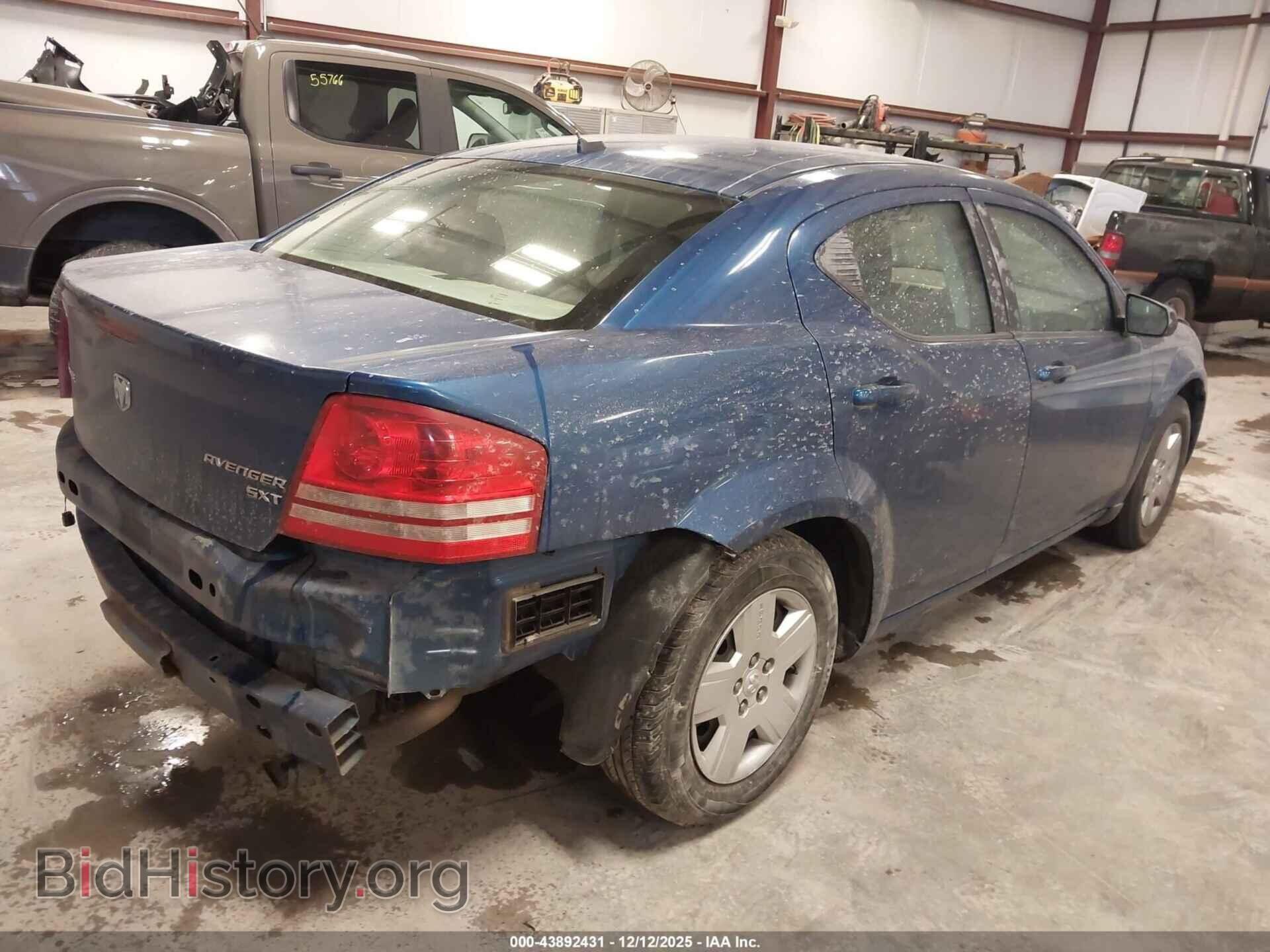 2010 DODGE AVENGER - VIN: 1B3CC4FBXAN101203 - Photo 4