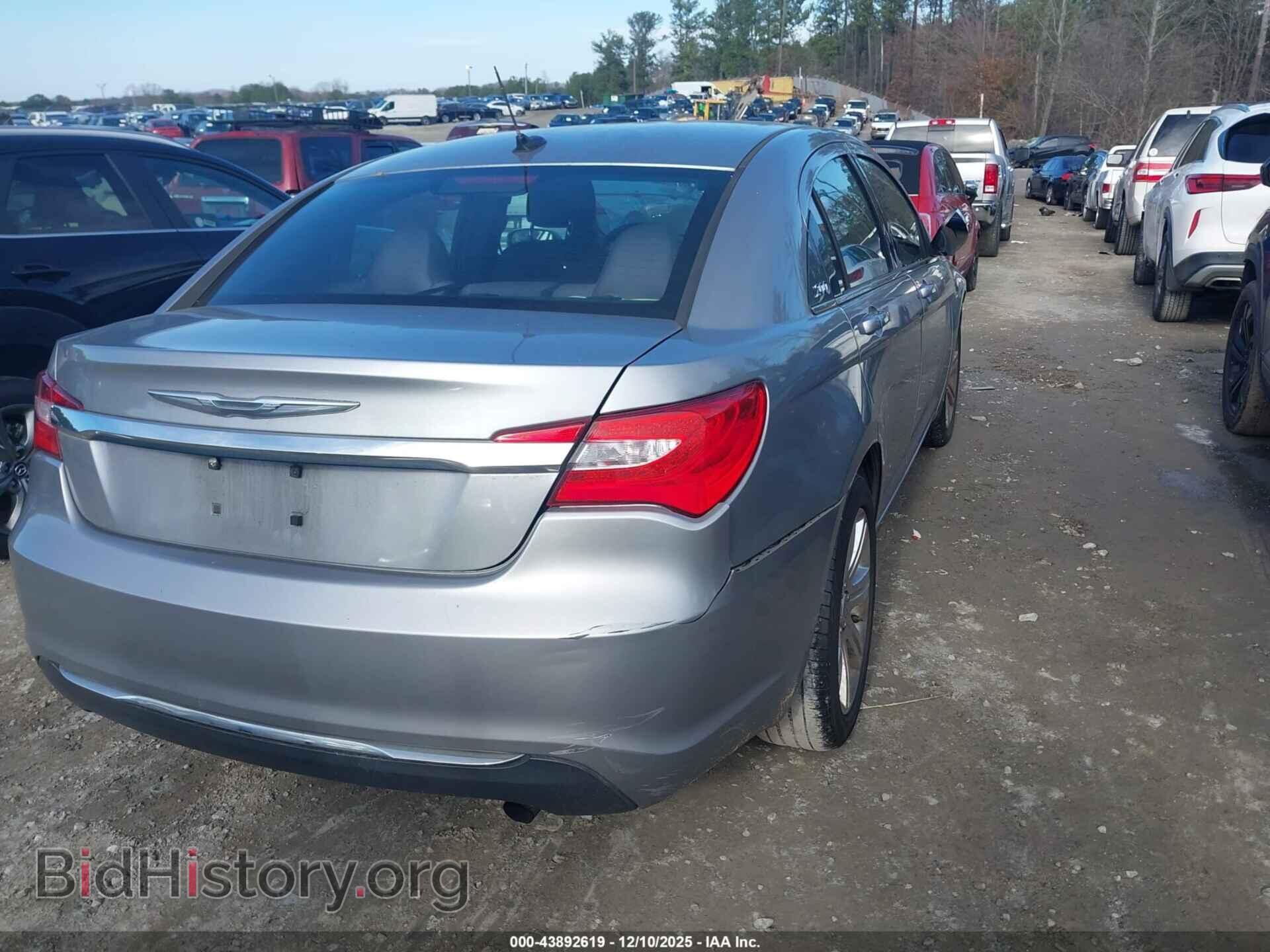 2013 CHRYSLER 200 - VIN: 1C3CCBBB4DN587928 - Фото 4