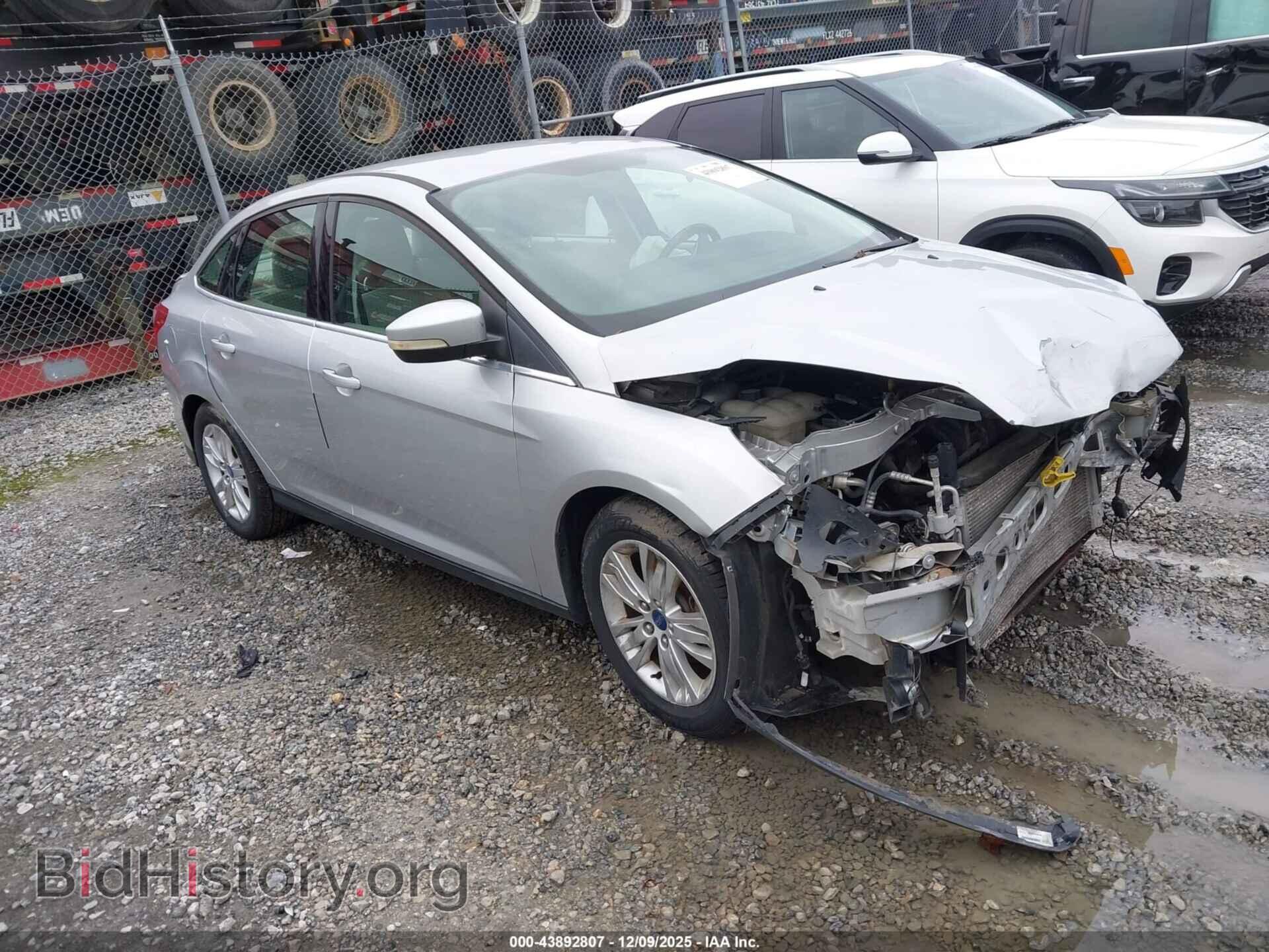 Photo 1FAHP3H28CL197501 - FORD FOCUS 2012