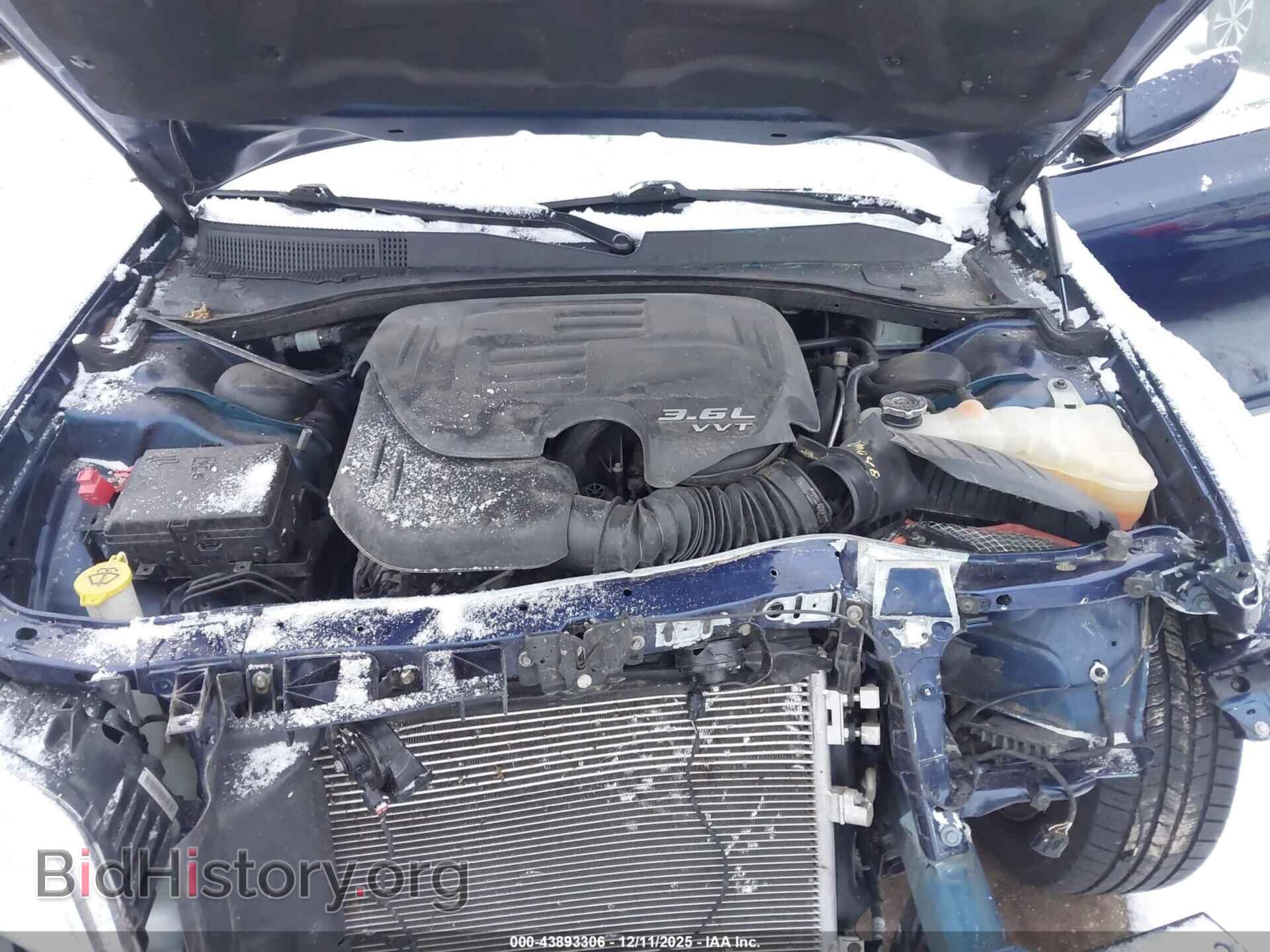 2017 CHRYSLER 300 - VIN: 2C3CCARG3HH622078 - Фото 10