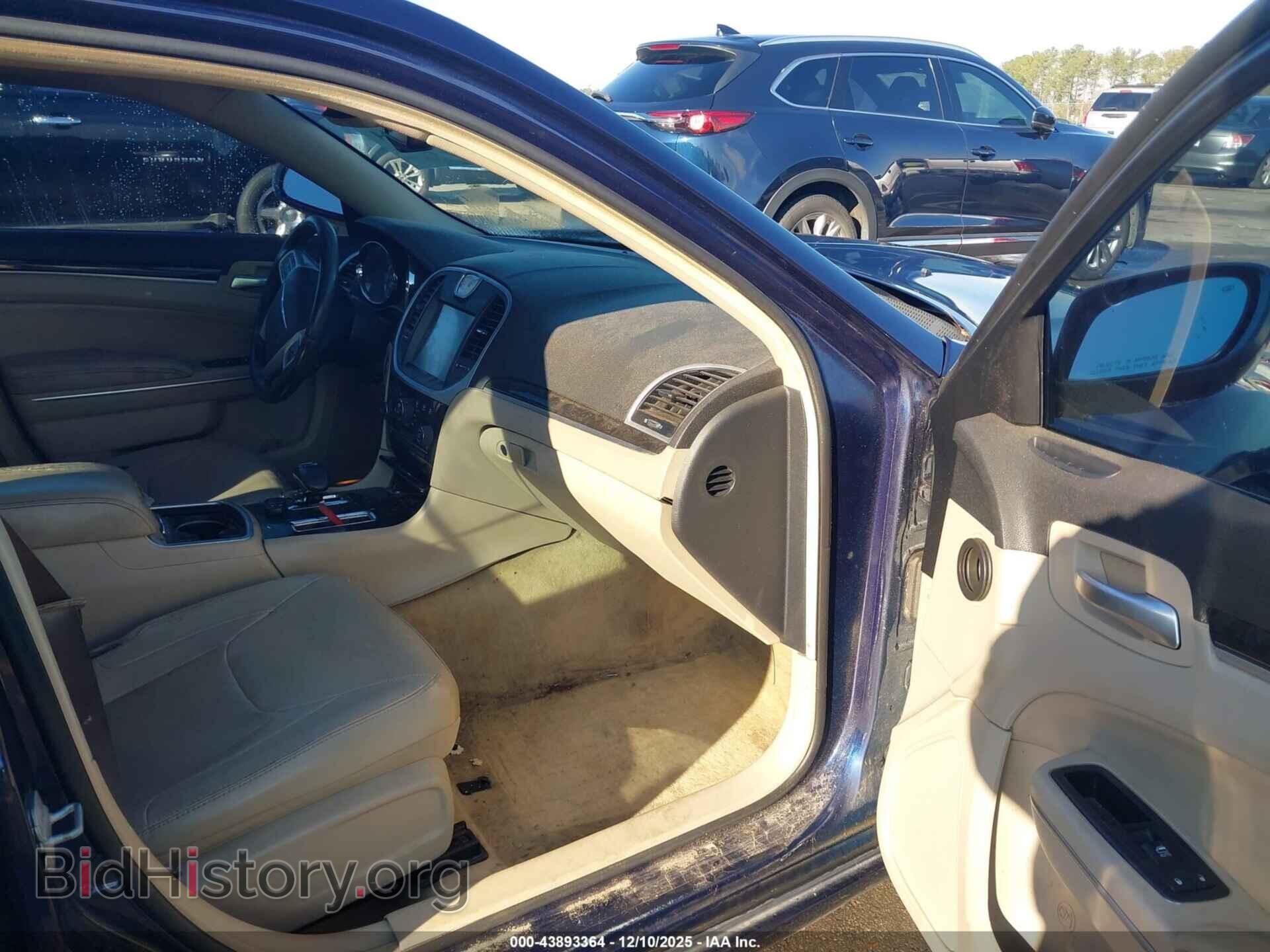 2014 CHRYSLER 300 - VIN: 2C3CCAAG3EH146504 - Фото 5