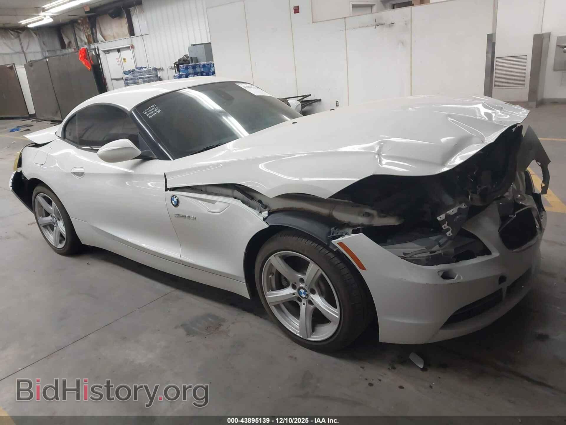 Фотография WBALL5C53DJ104021 - BMW Z4 2013