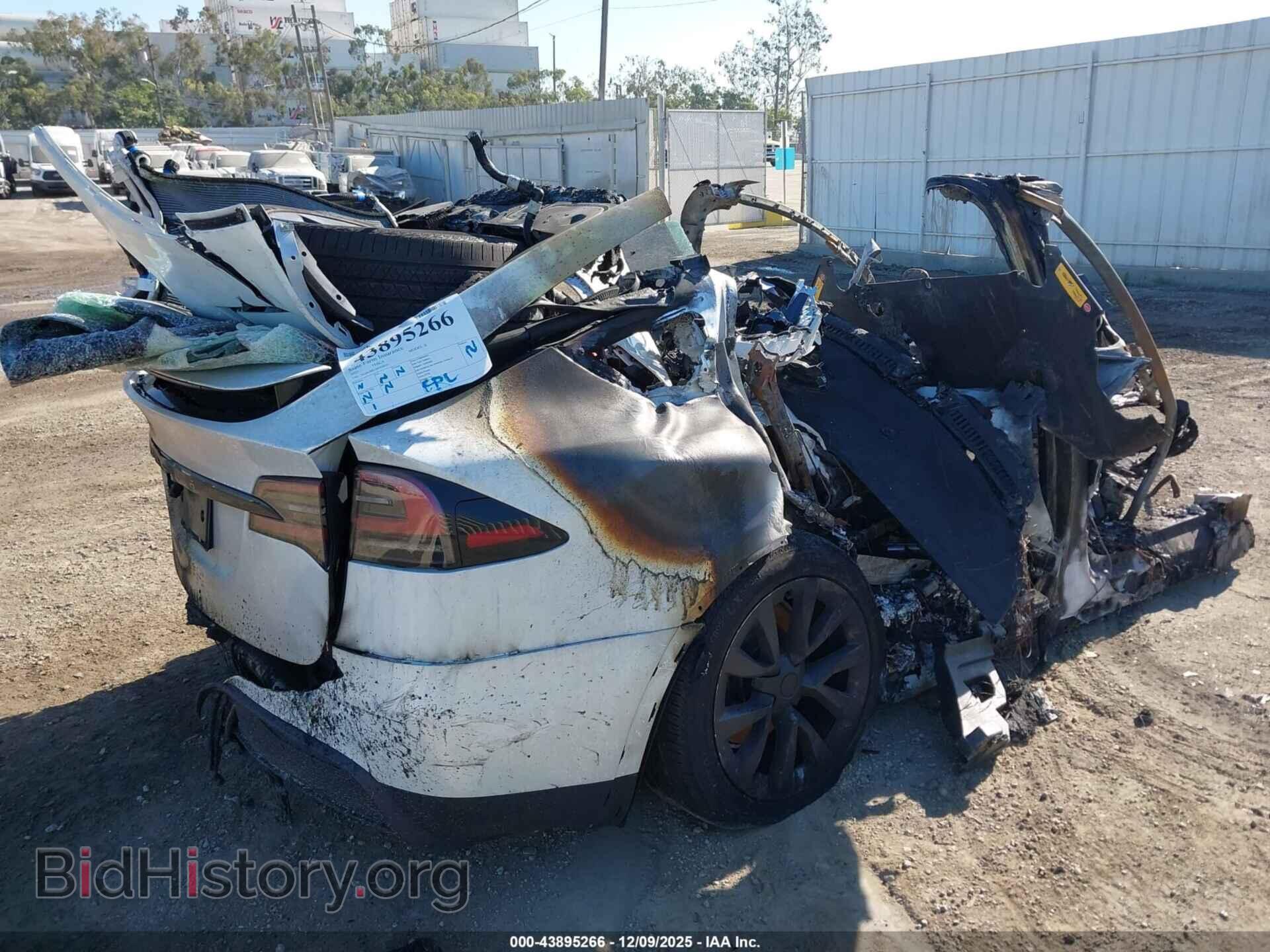 2023 TESLA MODEL X - VIN: 7SAXCBE53PF429475 - Photo 4