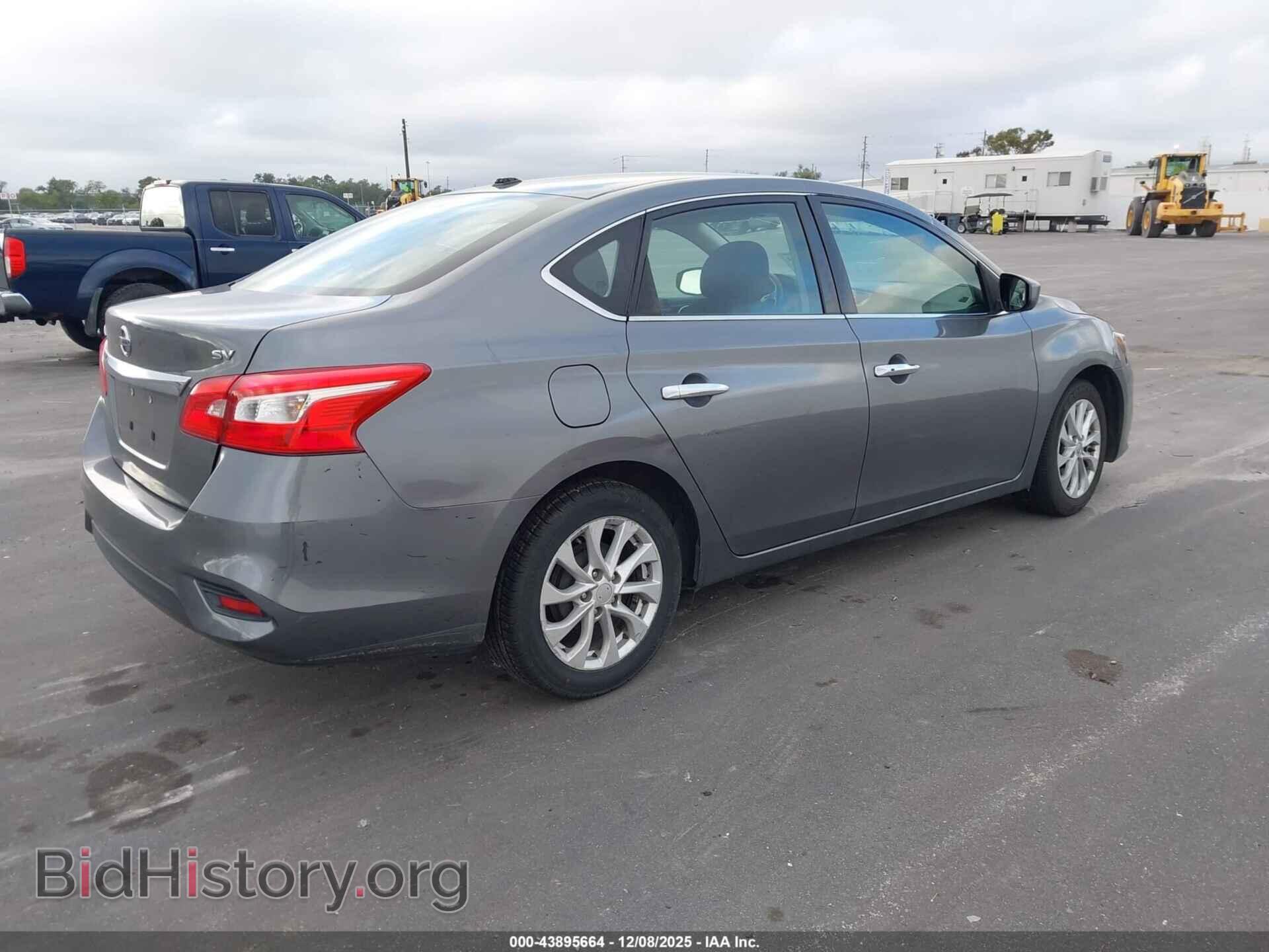 2019 NISSAN SENTRA - VIN: 3N1AB7AP3KL622667 - Фото 4