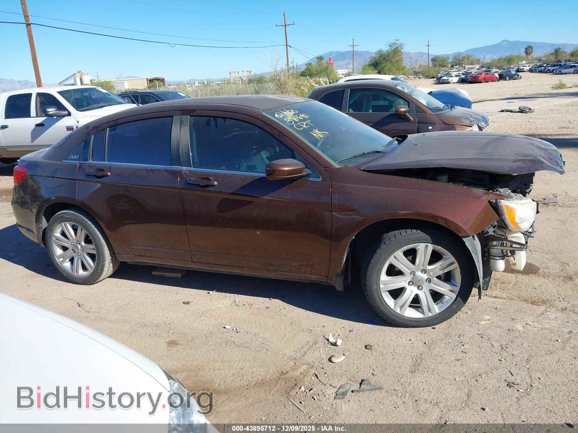 2013 CHRYSLER 200 - VIN: 1C3CCBBB0DN636459 - Photo 13