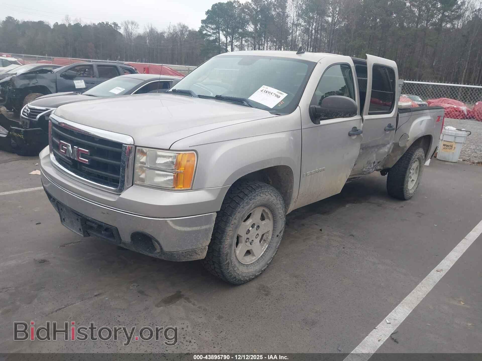 2007 GMC SIERRA 1500 - VIN: 2GTEK13MX71692058 - Фото 2