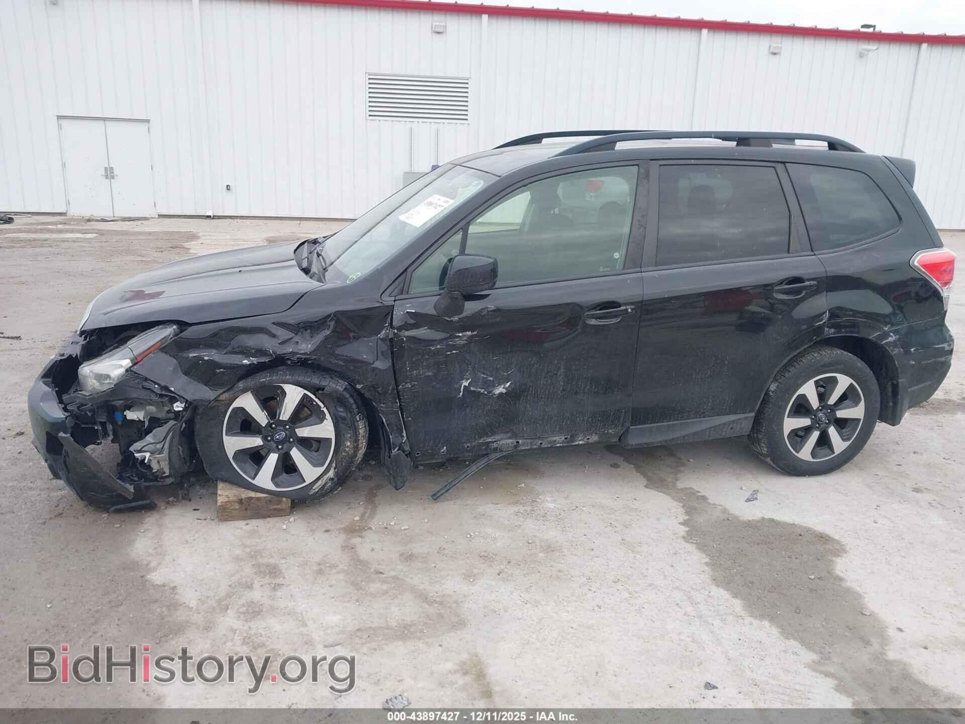 2018 SUBARU FORESTER - VIN: JF2SJAGC8JH504134 - Фото 6