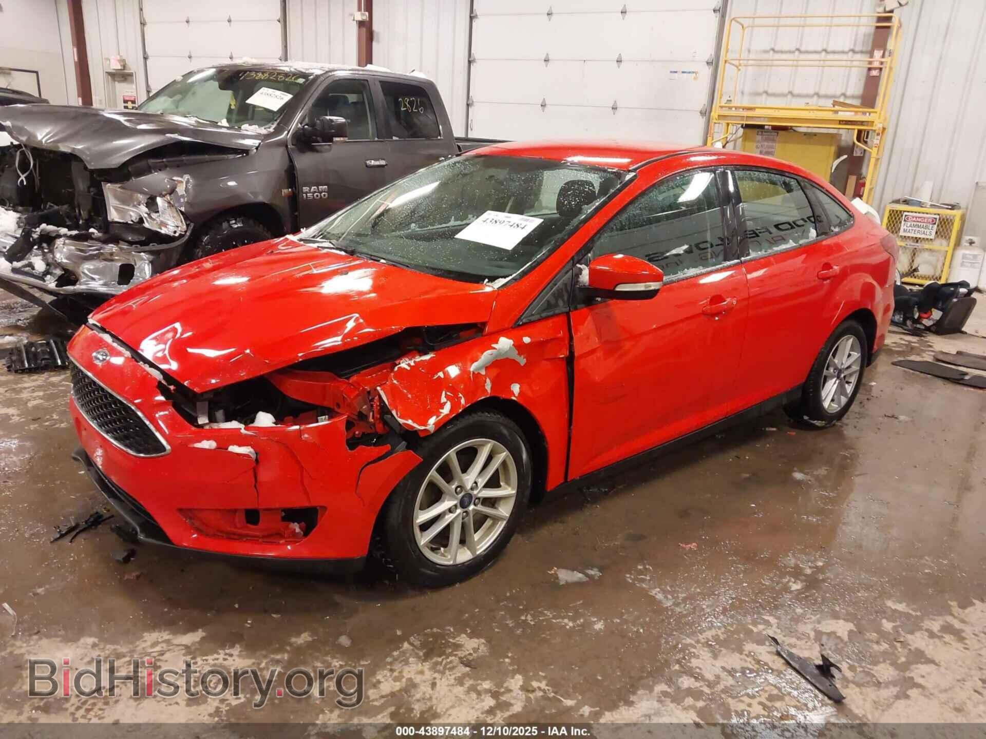 2017 FORD FOCUS - VIN: 1FADP3F23HL296459 - Фото 2