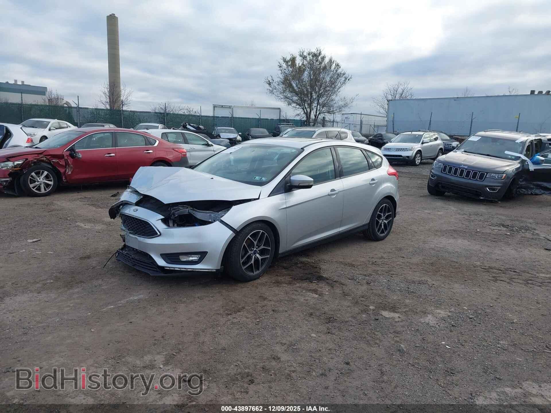 2017 FORD FOCUS - VIN: 1FADP3M26HL207826 - Фото 2