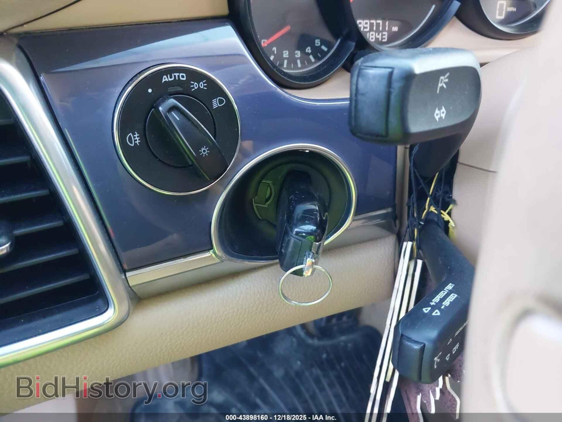 2011 PORSCHE PANAMERA - VIN: WP0AB2A73BL061706 - Photo 11