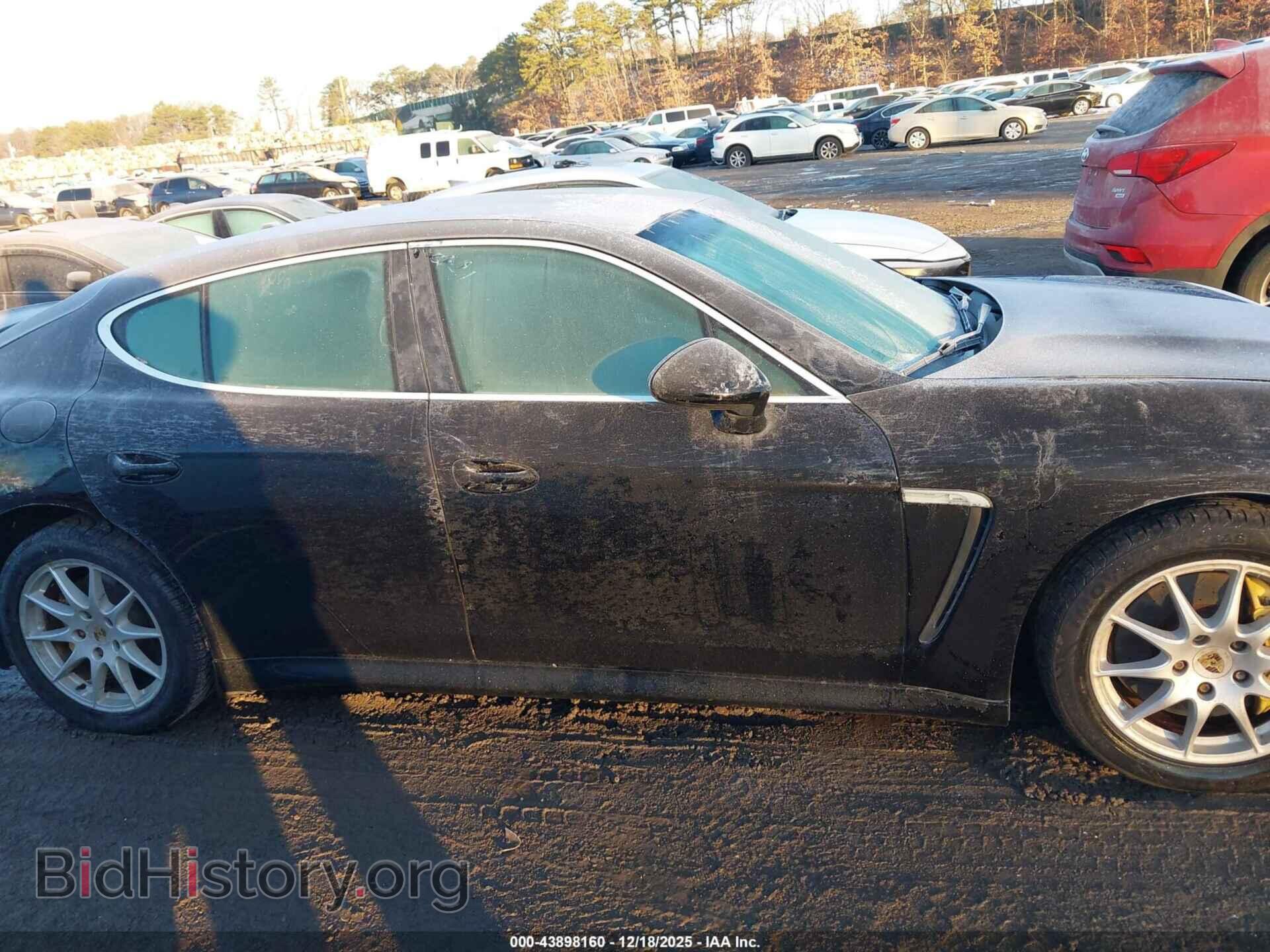 2011 PORSCHE PANAMERA - VIN: WP0AB2A73BL061706 - Photo 13