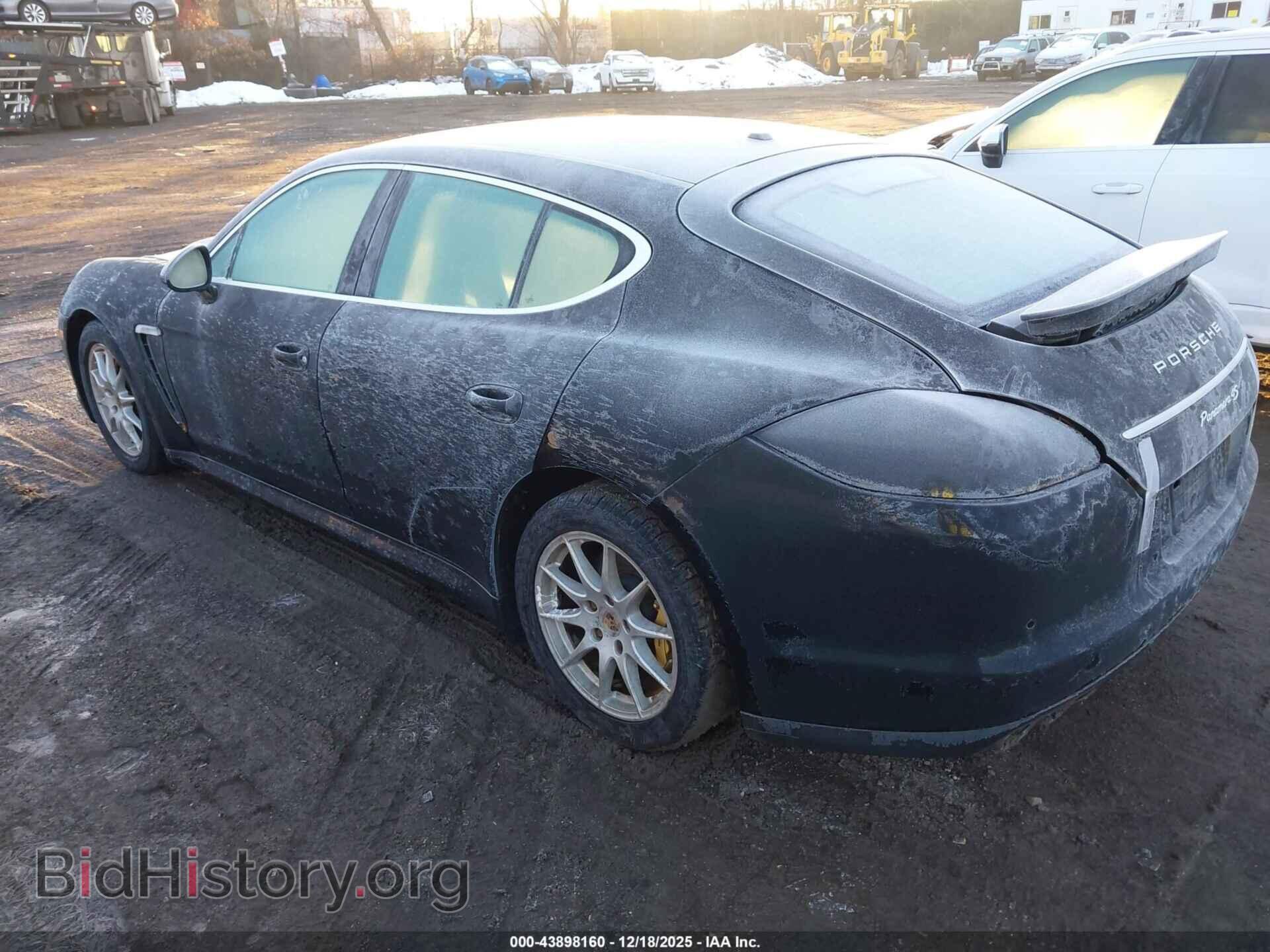 2011 PORSCHE PANAMERA - VIN: WP0AB2A73BL061706 - Photo 3