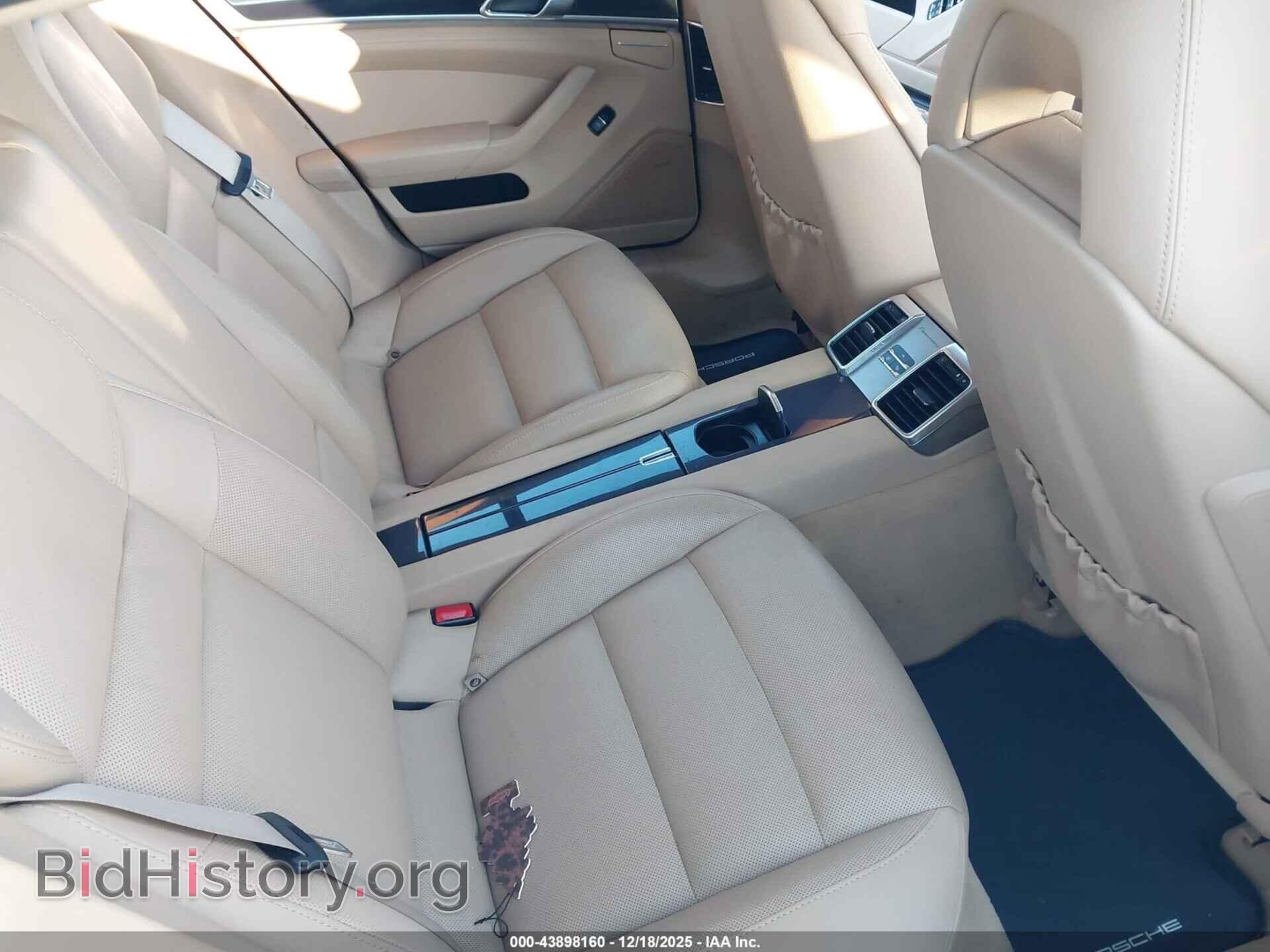 2011 PORSCHE PANAMERA - VIN: WP0AB2A73BL061706 - Photo 8