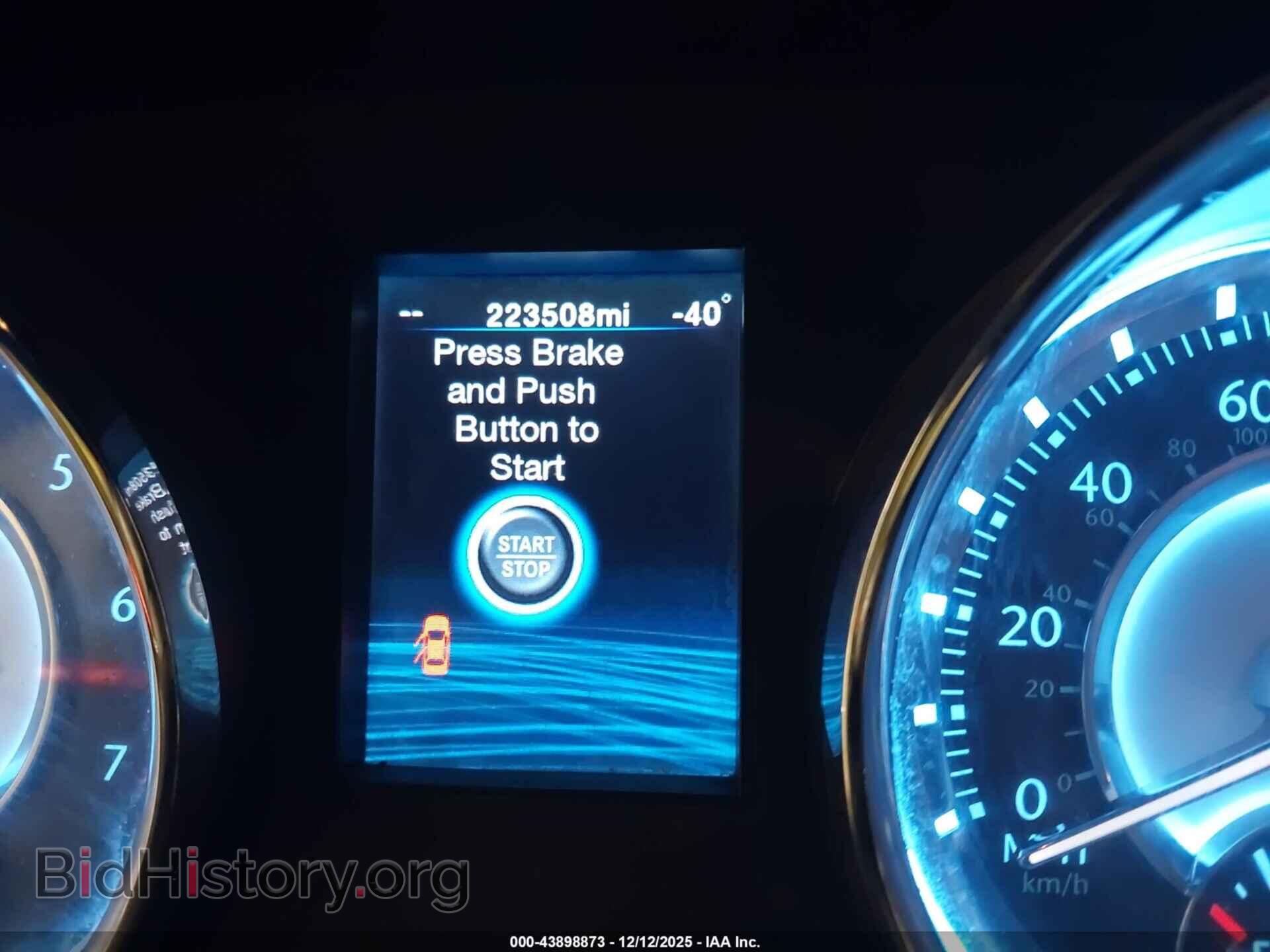 2012 CHRYSLER 300 - VIN: 2C3CCACG7CH166801 - Фото 7