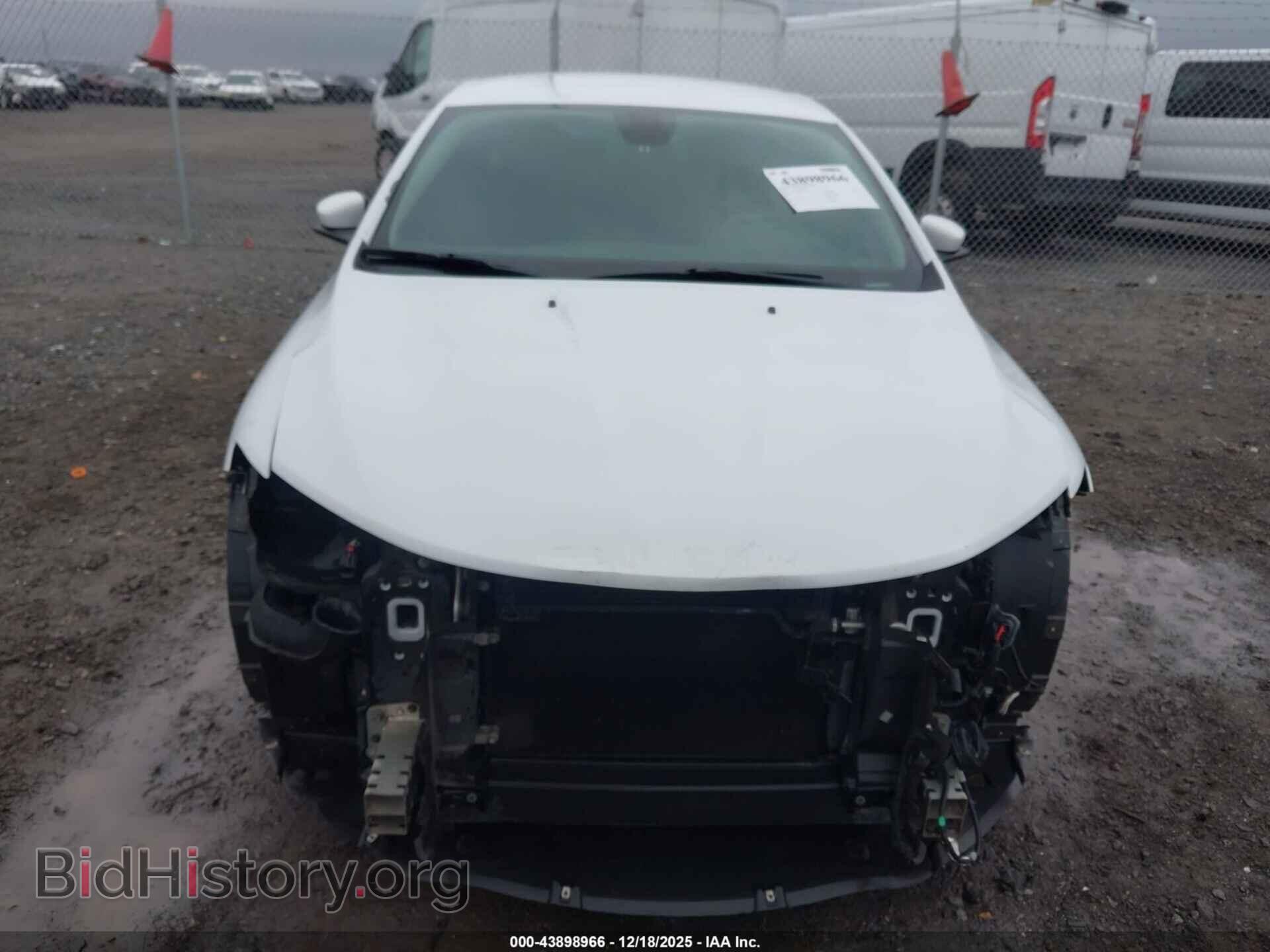 2015 CHRYSLER 200 - VIN: 1C3CCCAB1FN662854 - Фото 6