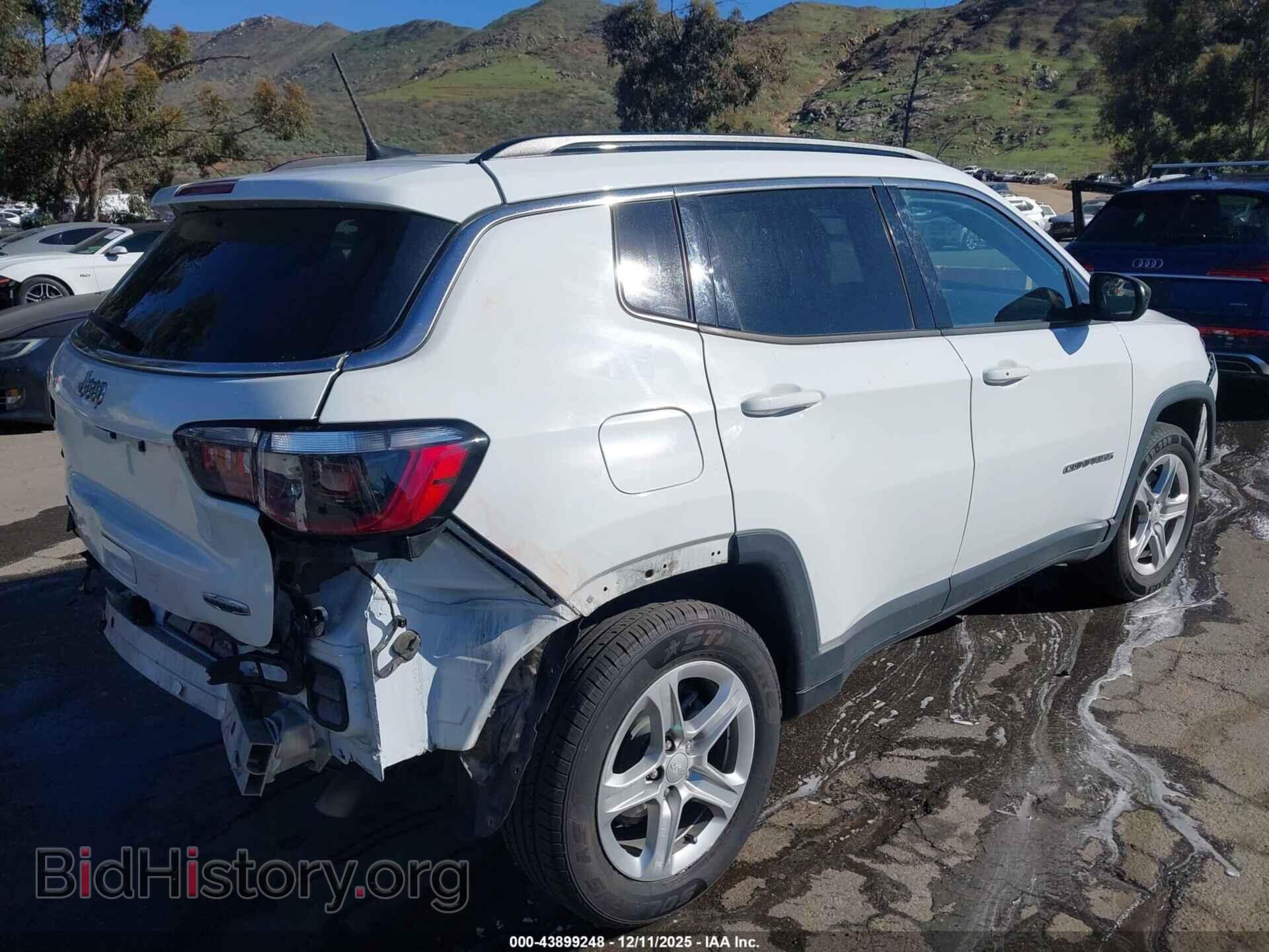 2023 JEEP COMPASS - VIN: 3C4NJDBN6PT561934 - Фото 4