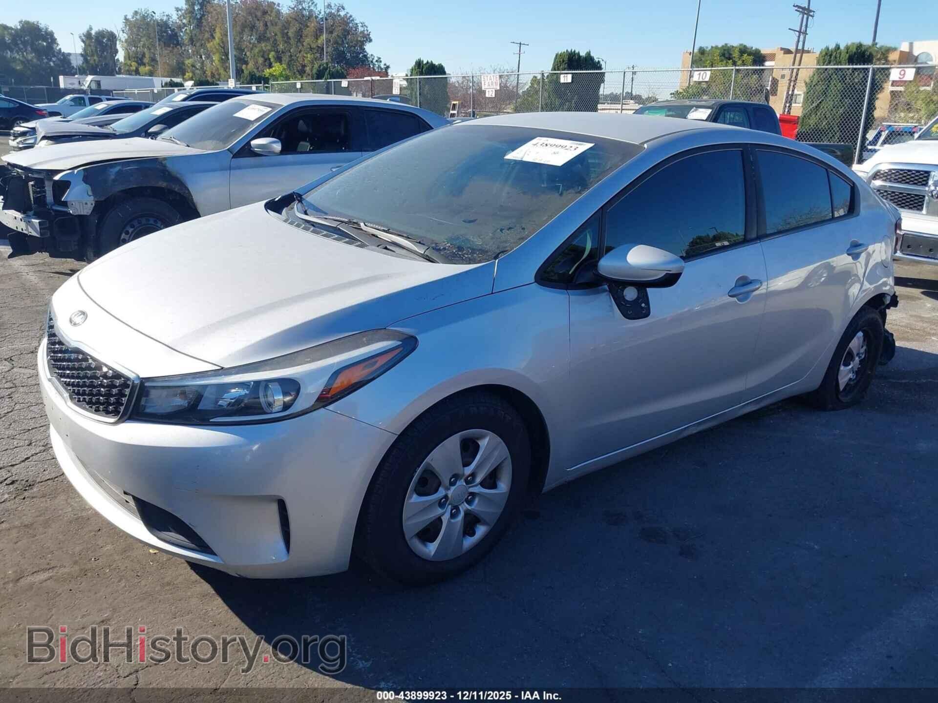 2018 KIA FORTE - VIN: 3KPFK4A77JE175300 - Фото 2
