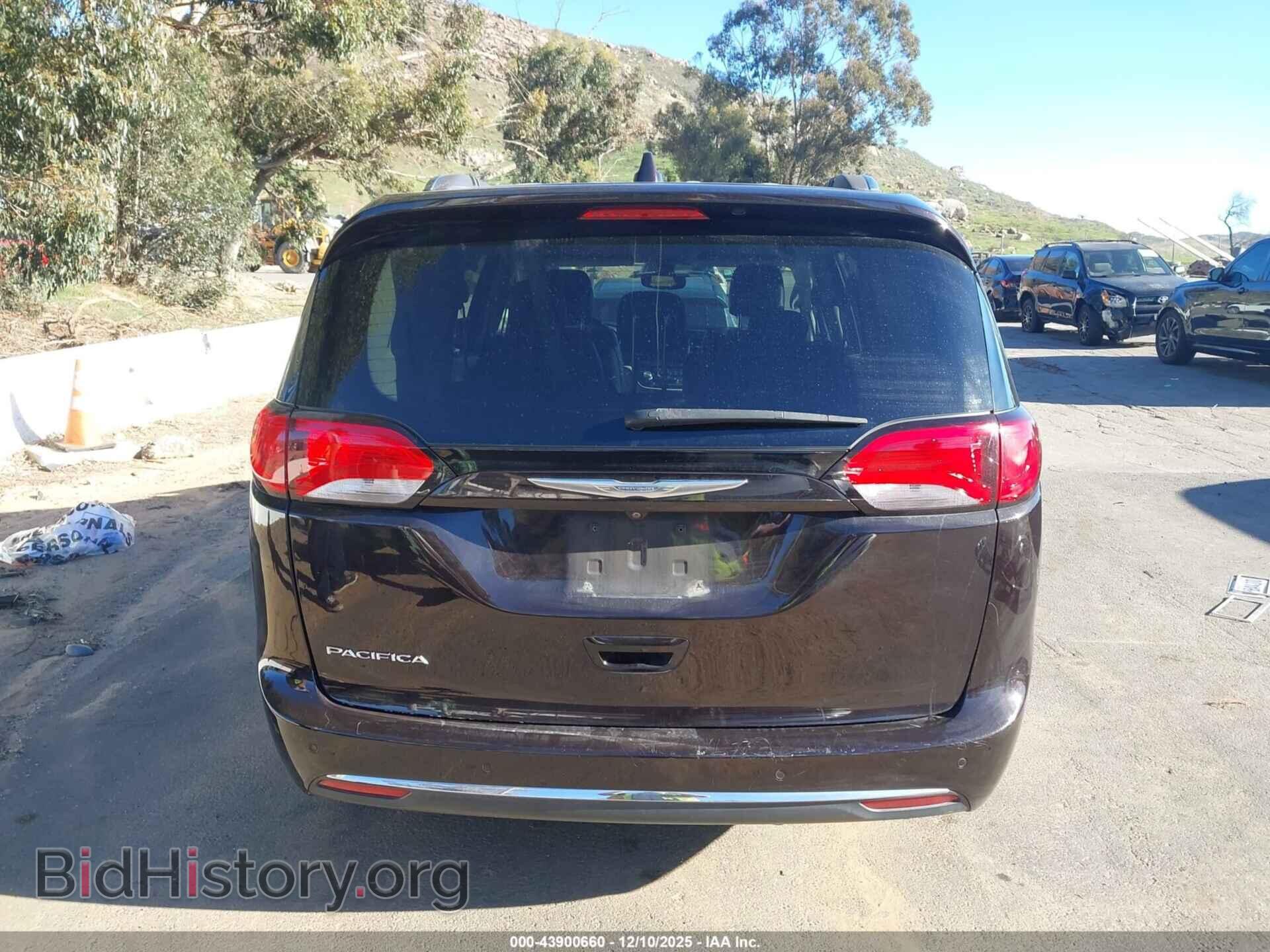 2017 CHRYSLER PACIFICA - VIN: 2C4RC1EG8HR506073 - Фото 17