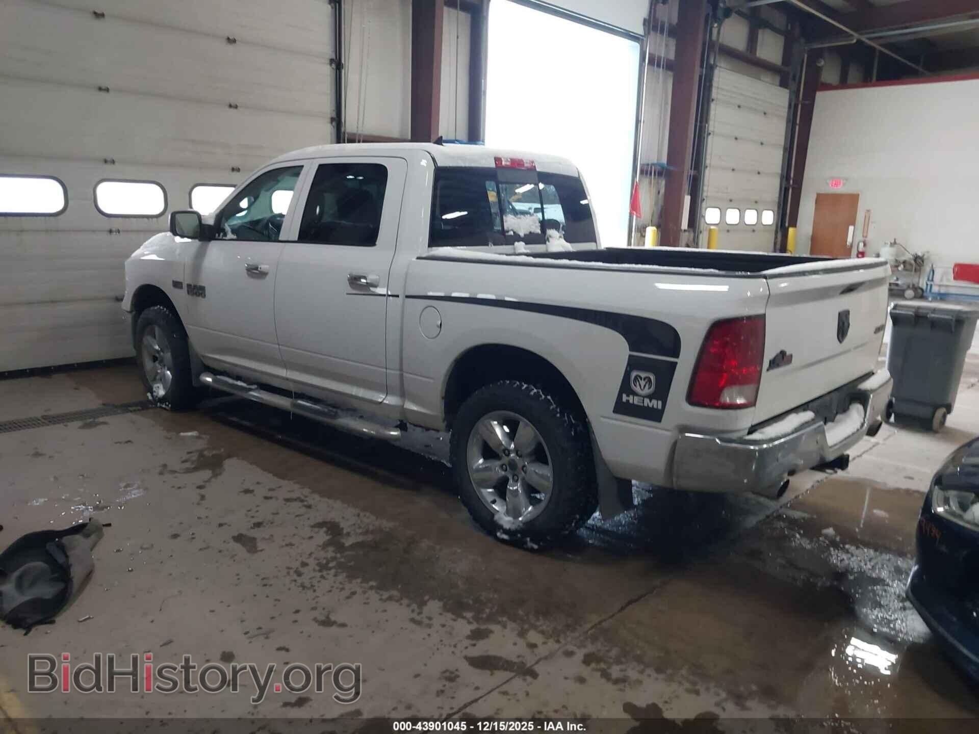 2015 RAM 1500 - VIN: 1C6RR7LT9FS775302 - Фото 3
