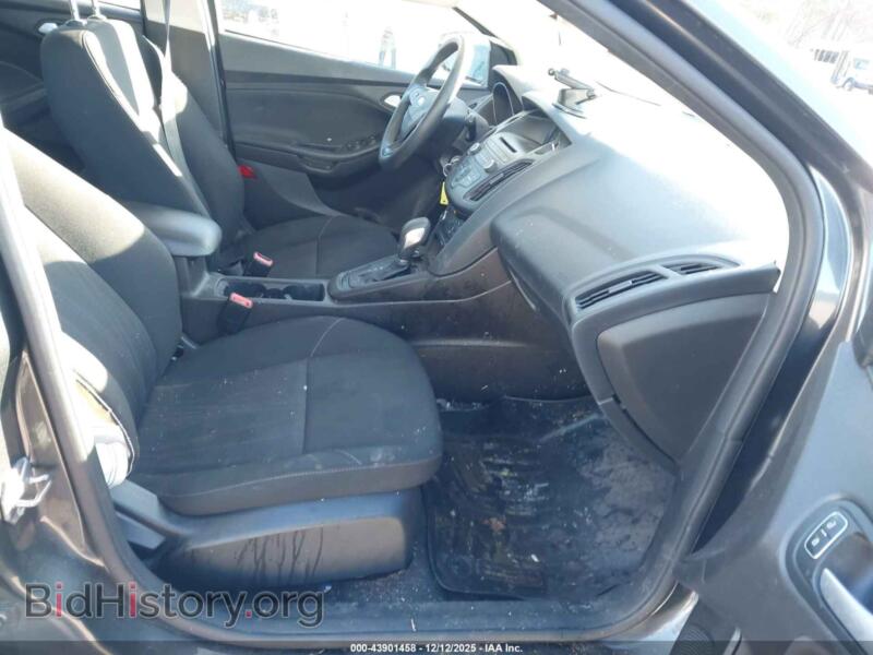 2017 Ford FOCUS (VIN 1FADP3K22HL261742) — photo 5 of 16