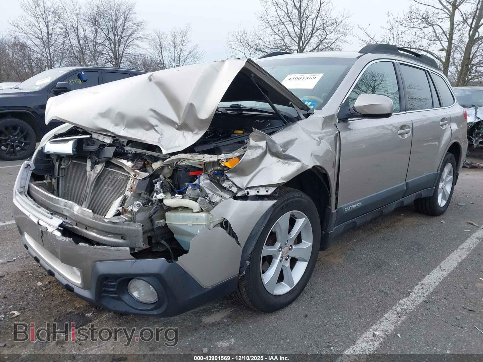 2014 SUBARU OUTBACK - VIN: 4S4BRBEC8E3247121 - Фото 2