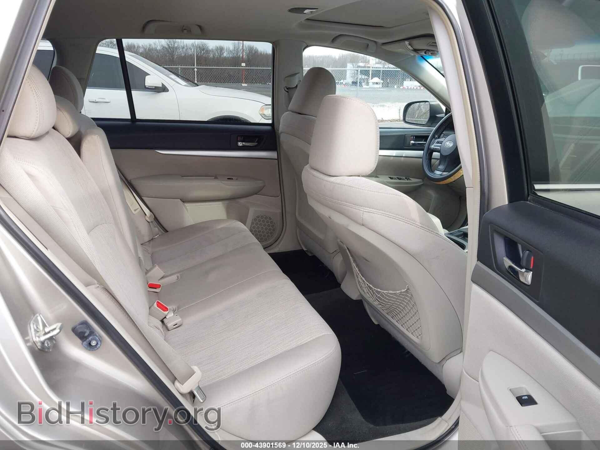 2014 SUBARU OUTBACK - VIN: 4S4BRBEC8E3247121 - Фото 8